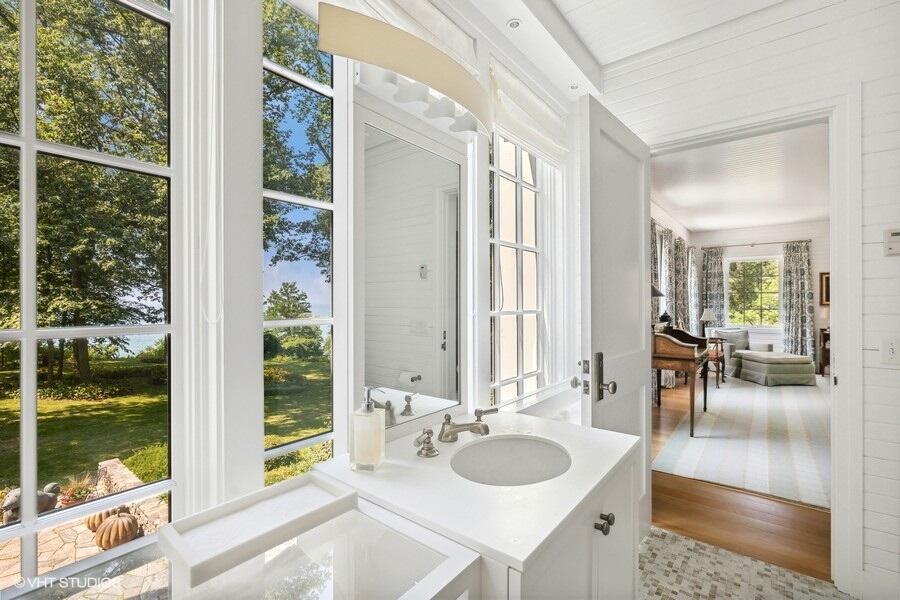 Lakeside, Michigan, 49116, United States, 3 Bedrooms Bedrooms, ,8 BathroomsBathrooms,Residential,For Sale,1785072