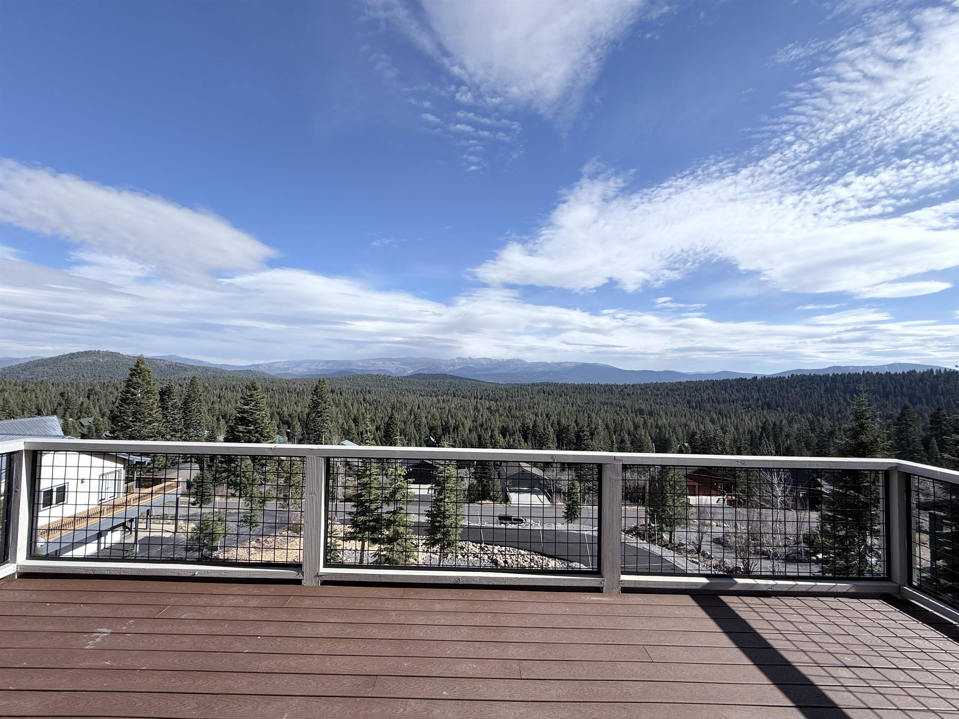 Truckee, California, 96161, United States, 5 Bedrooms Bedrooms, ,5 BathroomsBathrooms,Residential,For Sale,1992888