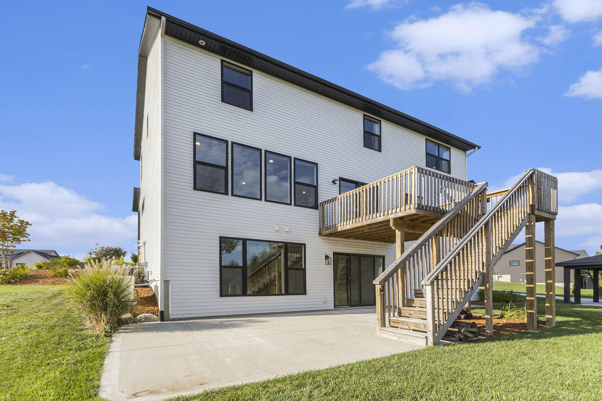 Allendale, Michigan, 49401, United States, 5 Bedrooms Bedrooms, ,4 BathroomsBathrooms,Residential,For Sale,1960697