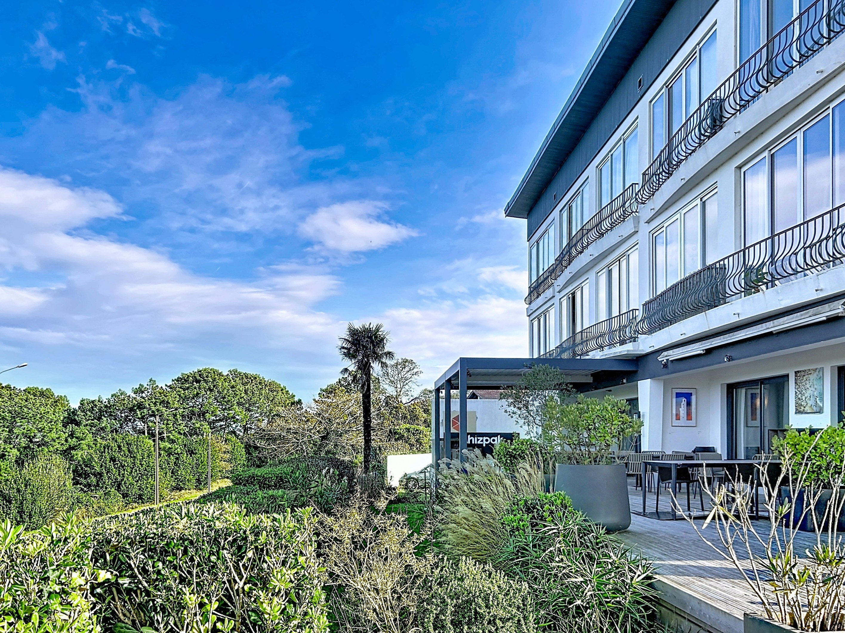  Charming Renovated Studio – Sea View & Prime Location - 物件實景