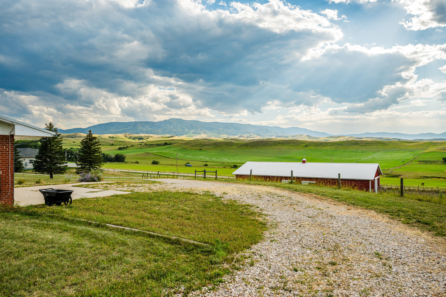 Sheridan, Wyoming, 82801, United States, 4 Bedrooms Bedrooms, ,3 BathroomsBathrooms,Residential,For Sale,1943373