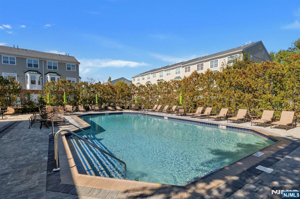 Belleville, New Jersey, 07109, United States, 2 Bedrooms Bedrooms, ,3 BathroomsBathrooms,Residential,For Sale,1971740