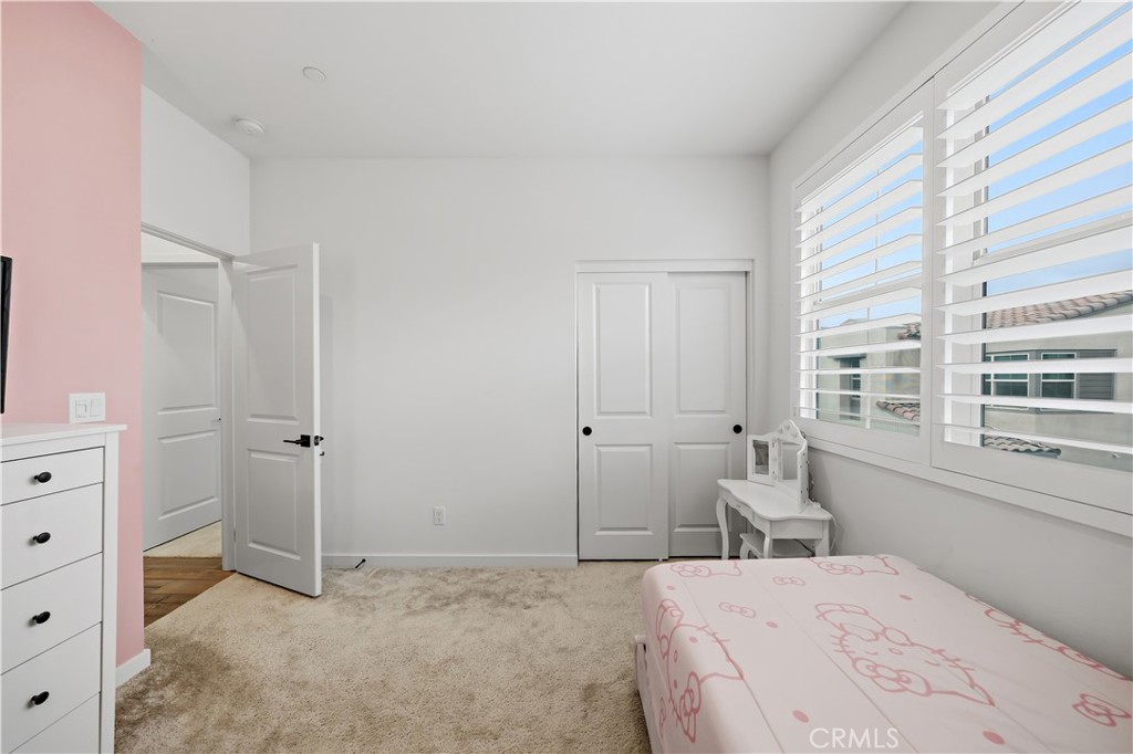 Fontana, California, 92336, United States, 3 Bedrooms Bedrooms, ,2 BathroomsBathrooms,Residential,For Sale,2037862