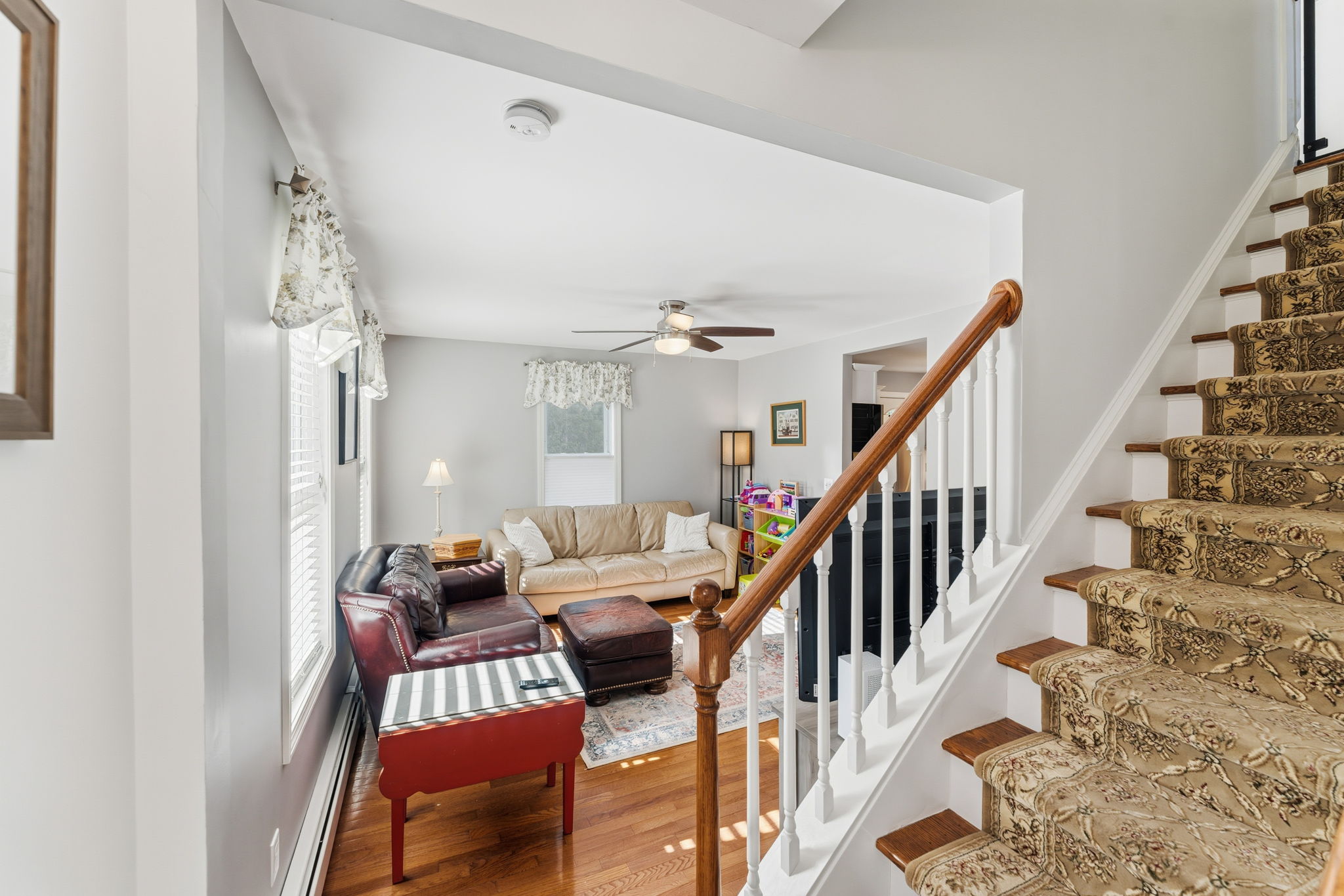 South Kingstown, Rhode Island, 02879, United States, 2 Bedrooms Bedrooms, ,2 BathroomsBathrooms,Residential,For Sale,1994423