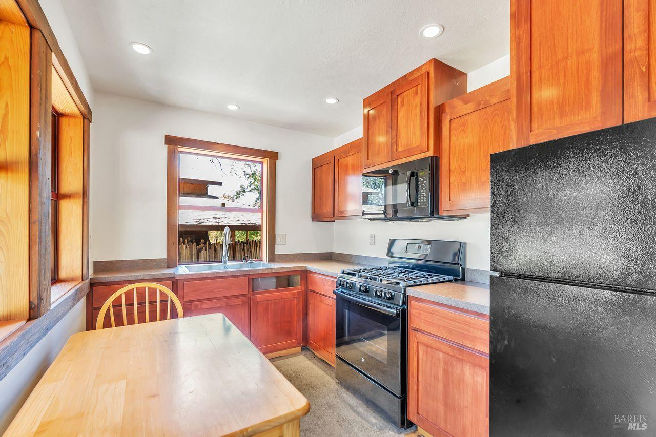 Middletown, California, 95461, United States, ,2 BathroomsBathrooms,Residential,For Sale,1897361