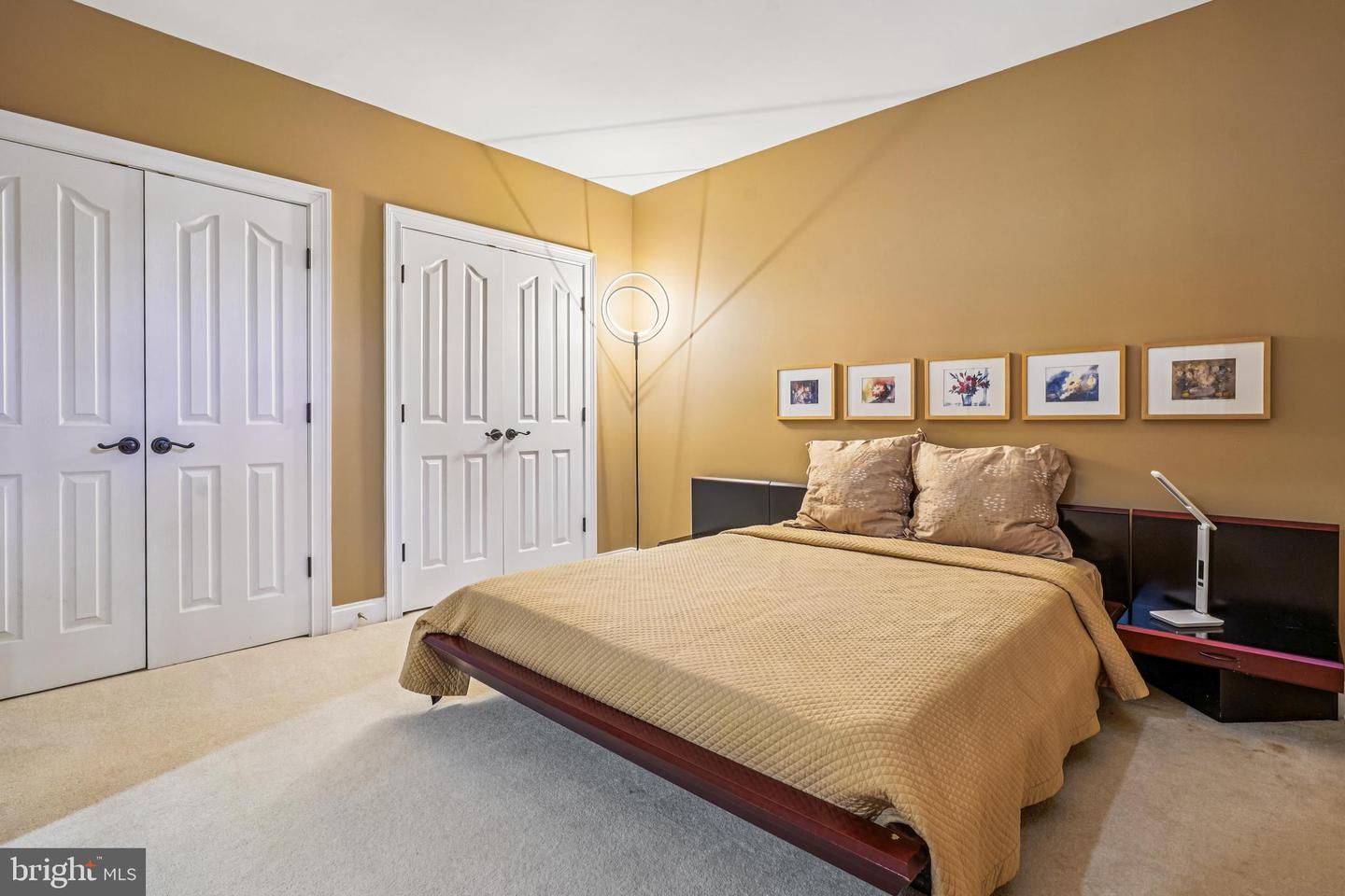 North Bethesda, Maryland, 20852, United States, 5 Bedrooms Bedrooms, ,5 BathroomsBathrooms,Residential,For Sale,1991971