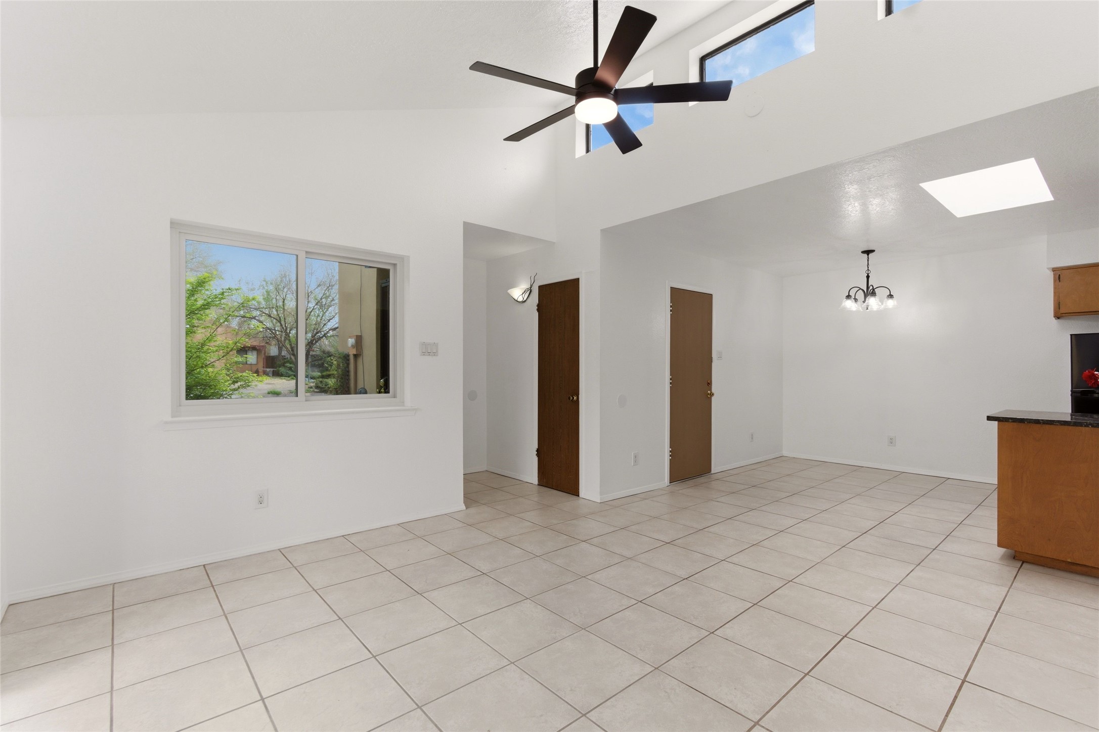  1448 Clark Road - 物件實景