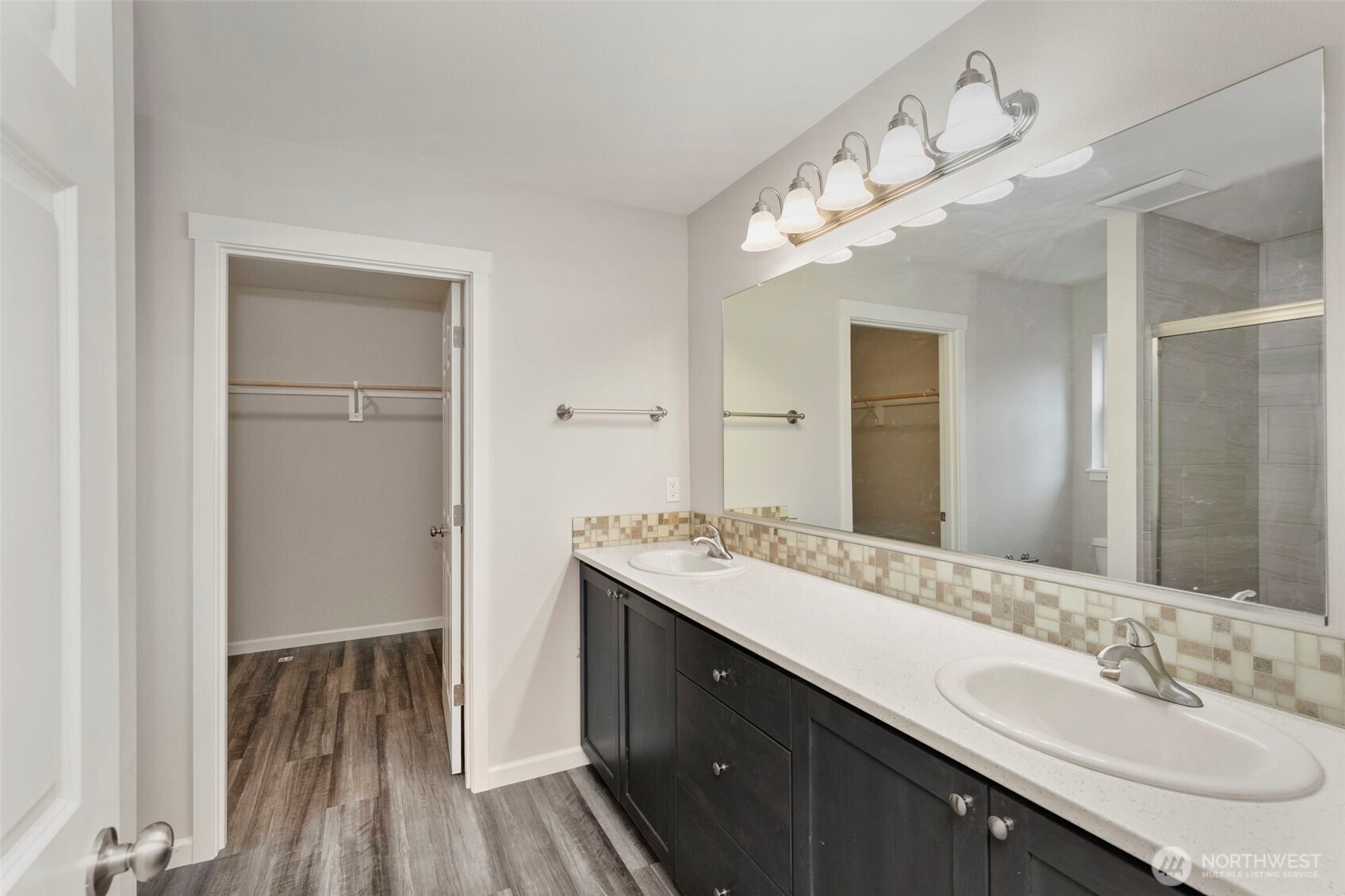 Port Townsend, Washington, 98368, United States, 3 Bedrooms Bedrooms, ,1 BathroomBathrooms,Residential,For Sale,1989519