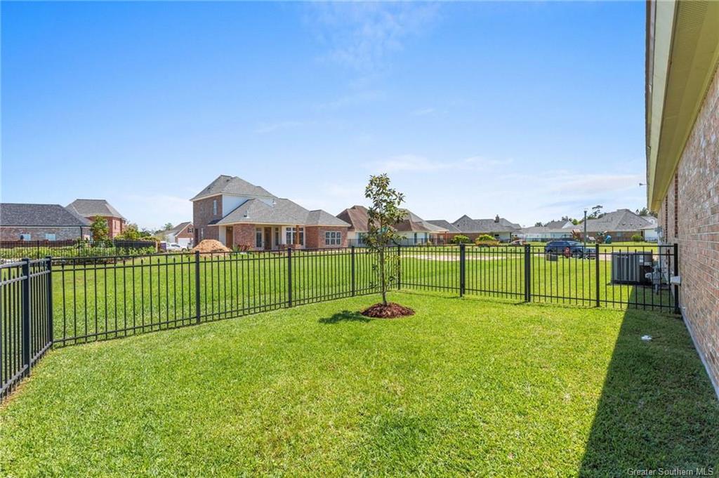 Lake Charles, Louisiana, 70605, United States, 4 Bedrooms Bedrooms, ,4 BathroomsBathrooms,Residential,For Sale,1978756