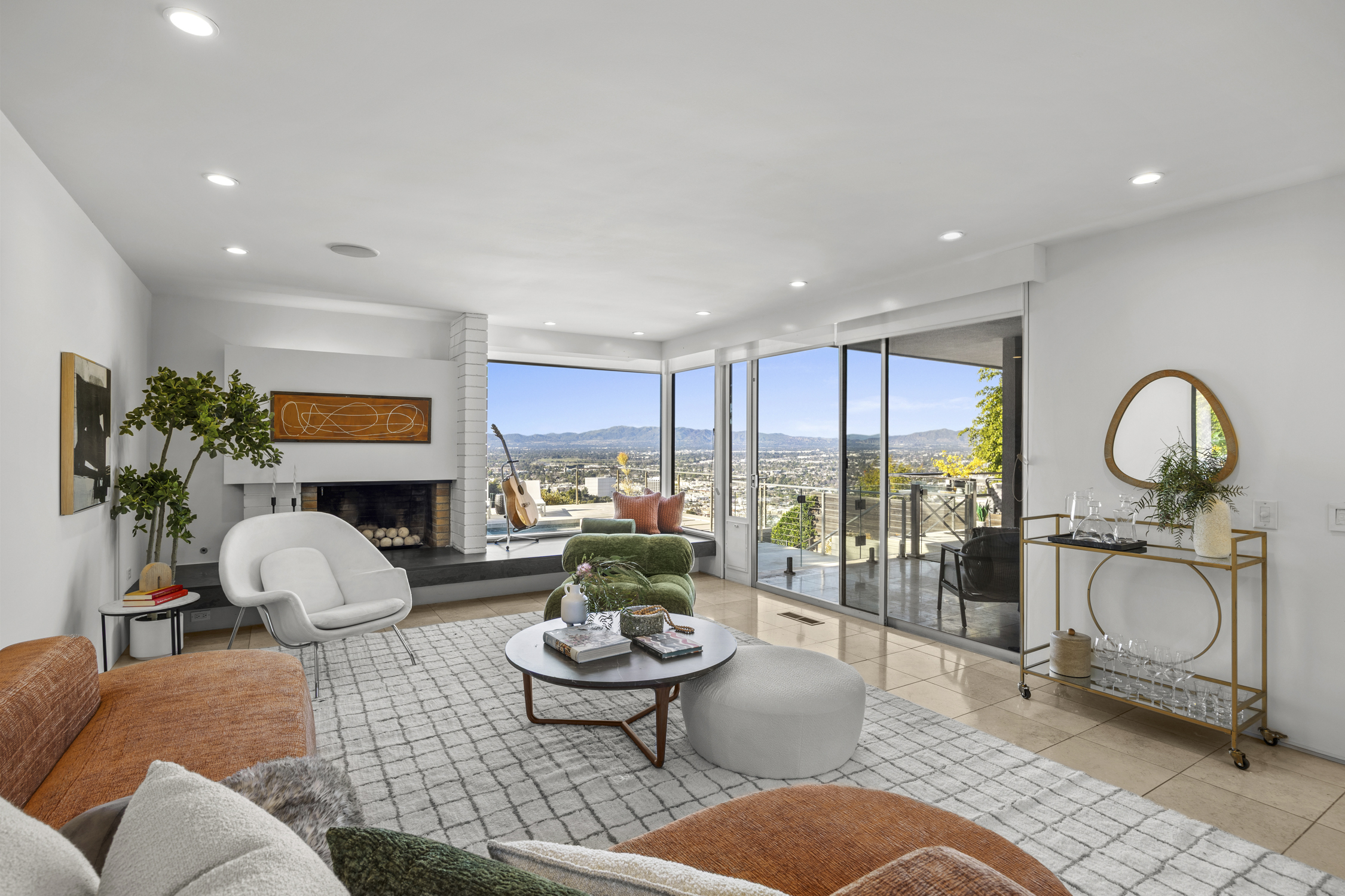  3851 Beverly Ridge Dr - 物件實景