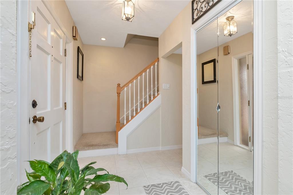 Largo, Florida, 33773, United States, 3 Bedrooms Bedrooms, ,3 BathroomsBathrooms,Residential,For Sale,1839107