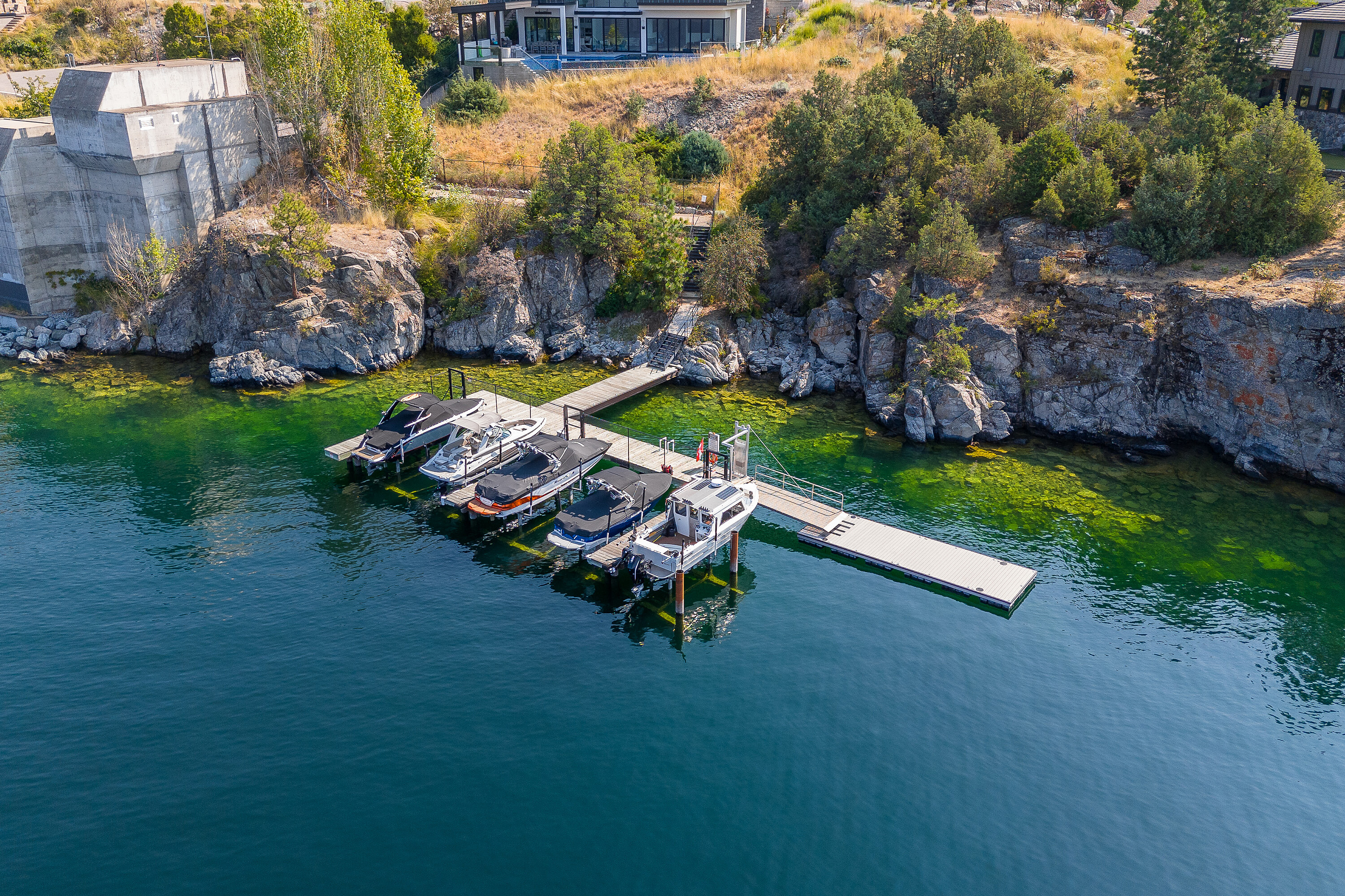  Walkout Rancher in Lakestone - 物件實景