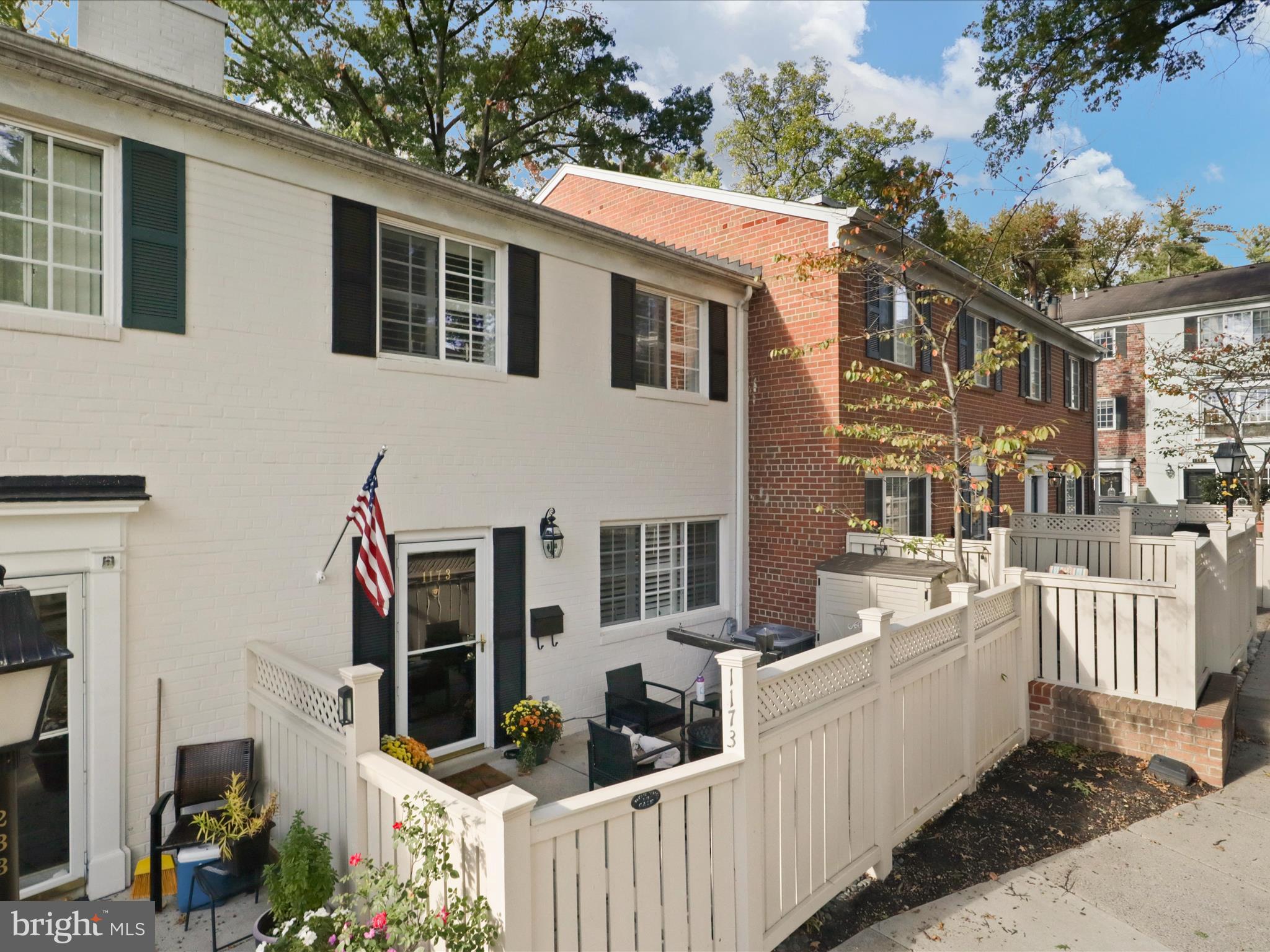 Alexandria, Virginia, 22304, United States, 3 Bedrooms Bedrooms, ,3 BathroomsBathrooms,Residential,For Sale,1982679