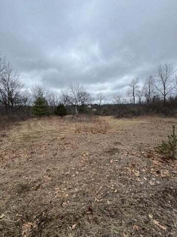 Delafield, Wisconsin, 53018, United States, 5 Bedrooms Bedrooms, ,5 BathroomsBathrooms,Residential,For Sale,1976194