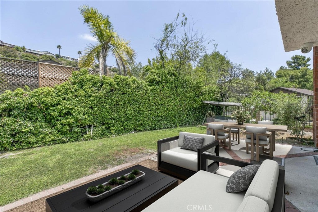 Glendale, California, 91206, United States, 4 Bedrooms Bedrooms, ,3 BathroomsBathrooms,Residential,For Sale,1940917