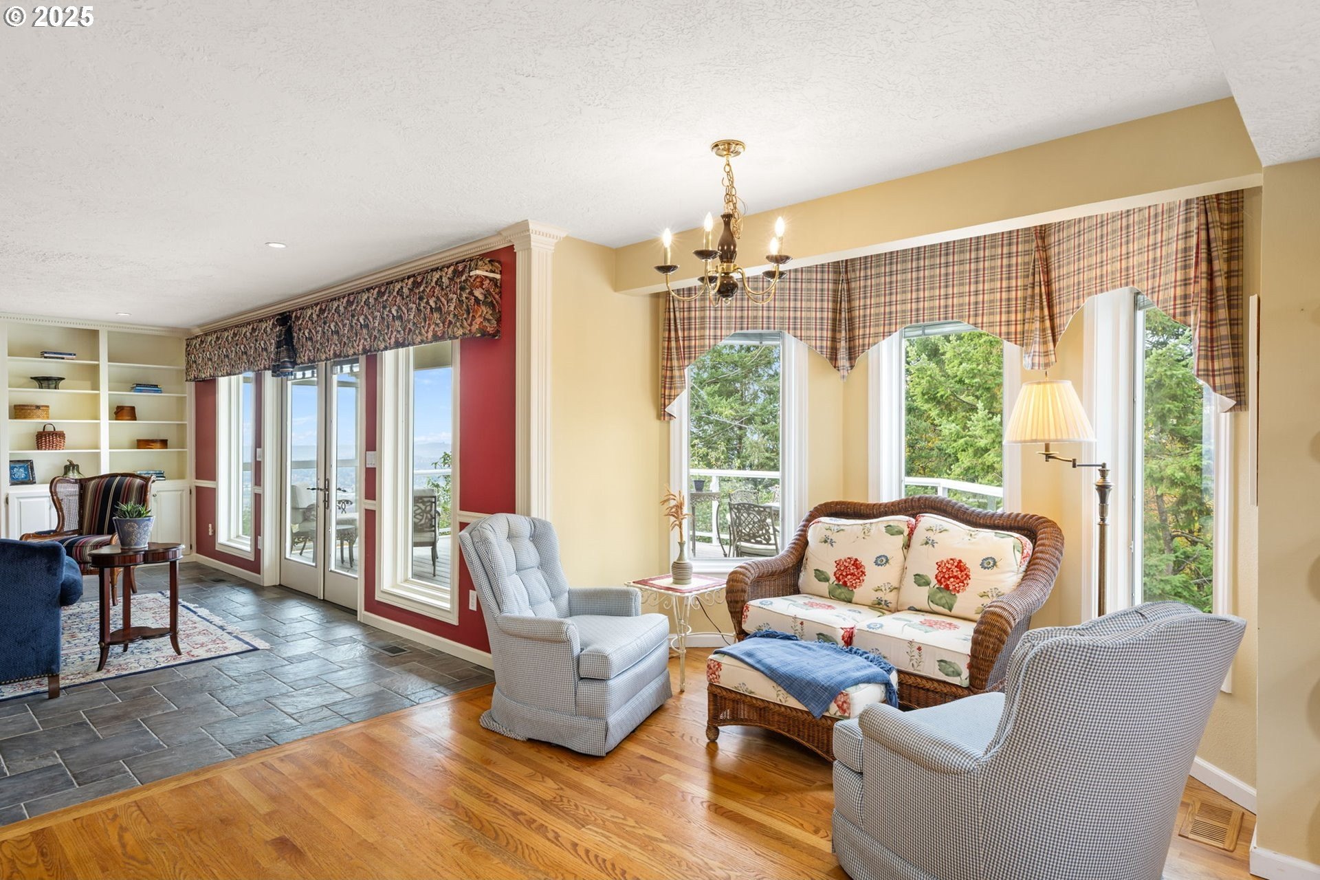 Happy Valley, Oregon, 97086, United States, 3 Bedrooms Bedrooms, ,4 BathroomsBathrooms,Residential,For Sale,1990937