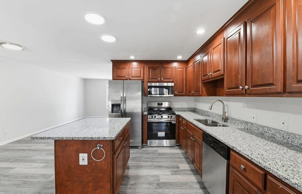 Newport News, Virginia, 23608, United States, 4 Bedrooms Bedrooms, ,4 BathroomsBathrooms,Residential,For Sale,2006290