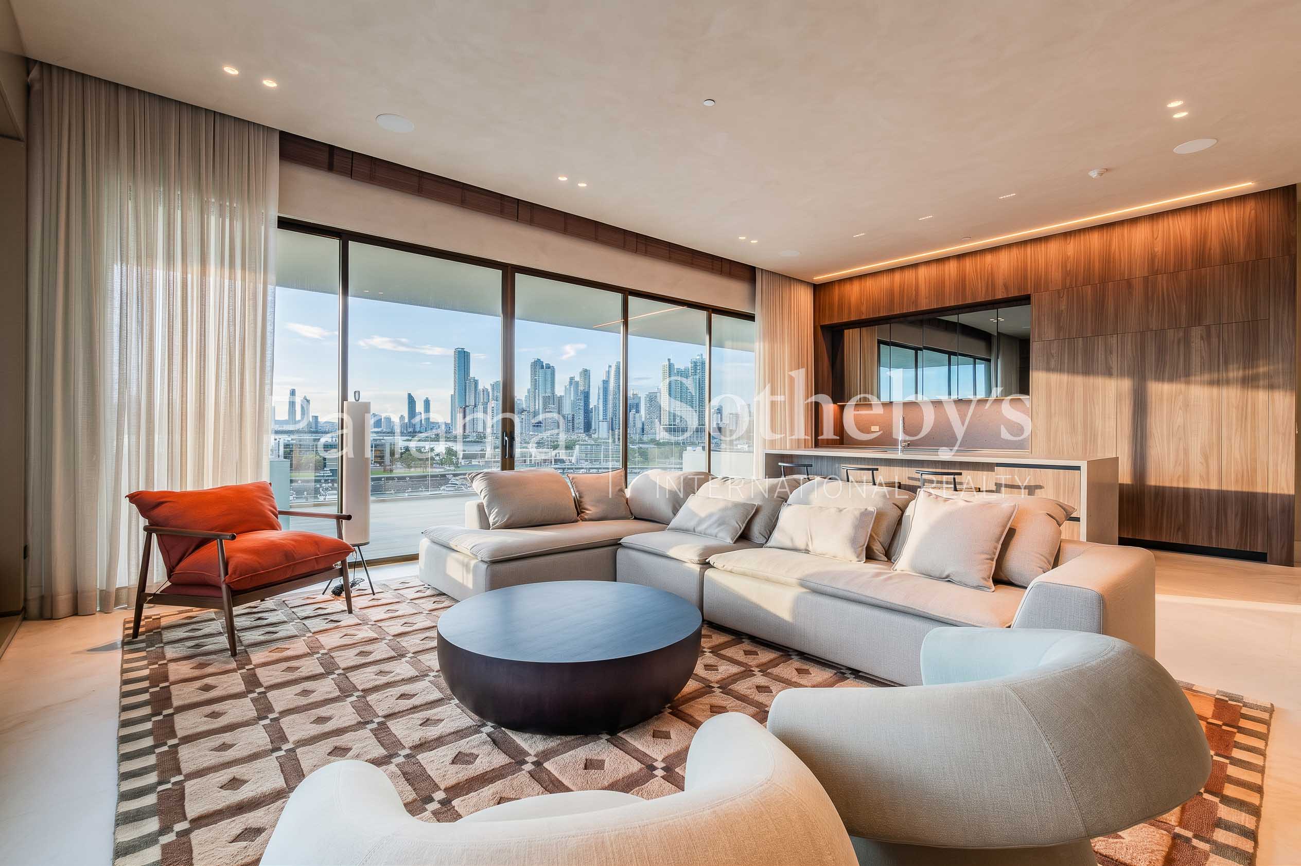  Two-Level Penthouse with Private Lap Pool  Skyhomes, Ocean Reef Islands - 物件實景