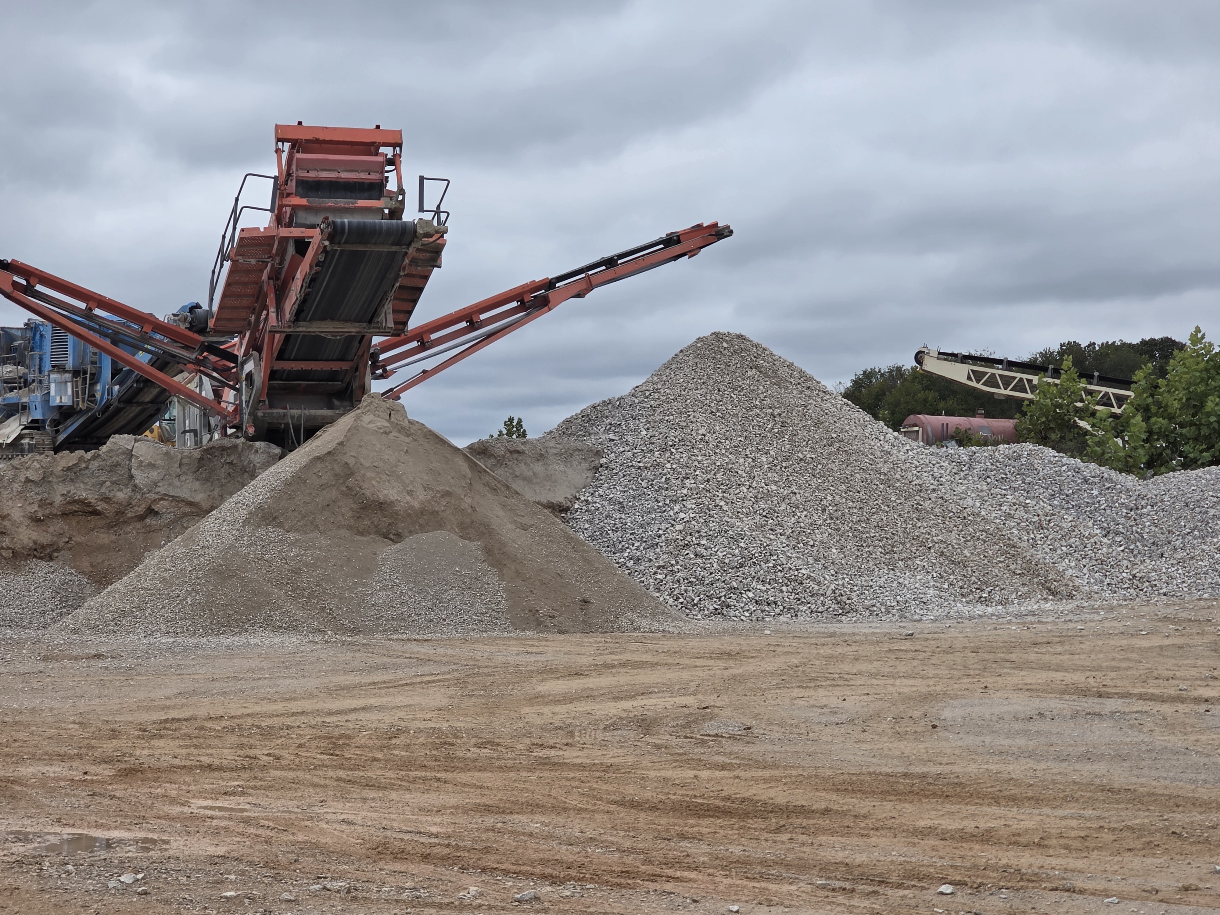 Pierce City, Missouri, 65723, United States, 2 Bedrooms Bedrooms, ,2 BathroomsBathrooms,Residential,For Sale,1987385