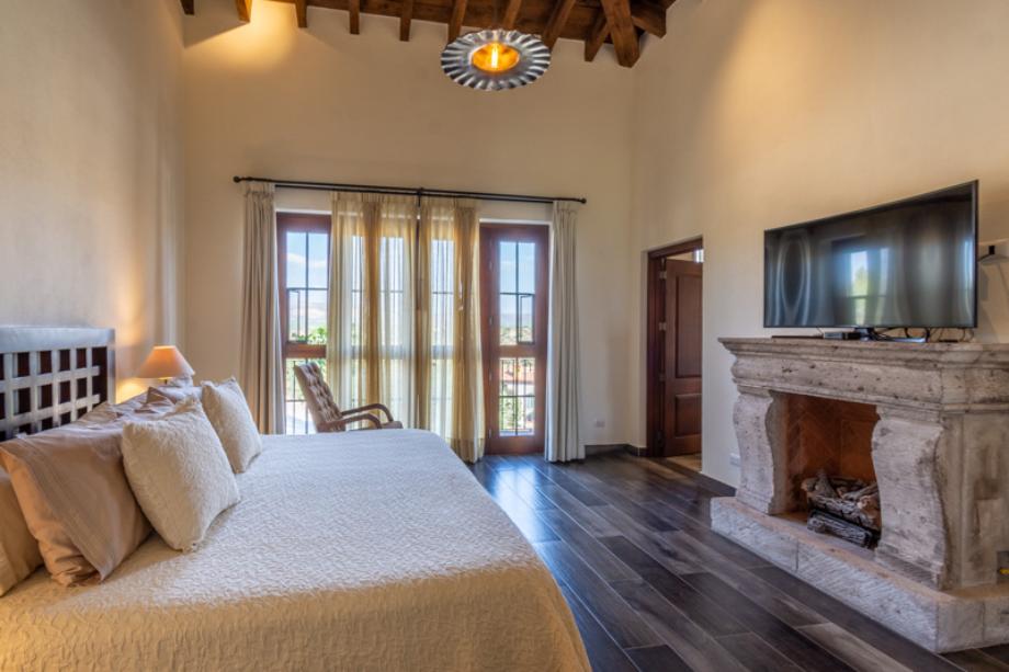 San Miguel de Allende, Guanajuato, 37893, Mexico, 4 Bedrooms Bedrooms, ,4 BathroomsBathrooms,Residential,For Sale,1806112