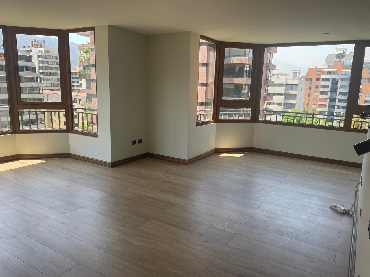 Vitacura, Chile, 3 Bedrooms Bedrooms, ,3 BathroomsBathrooms,Residential,For Sale,1940744
