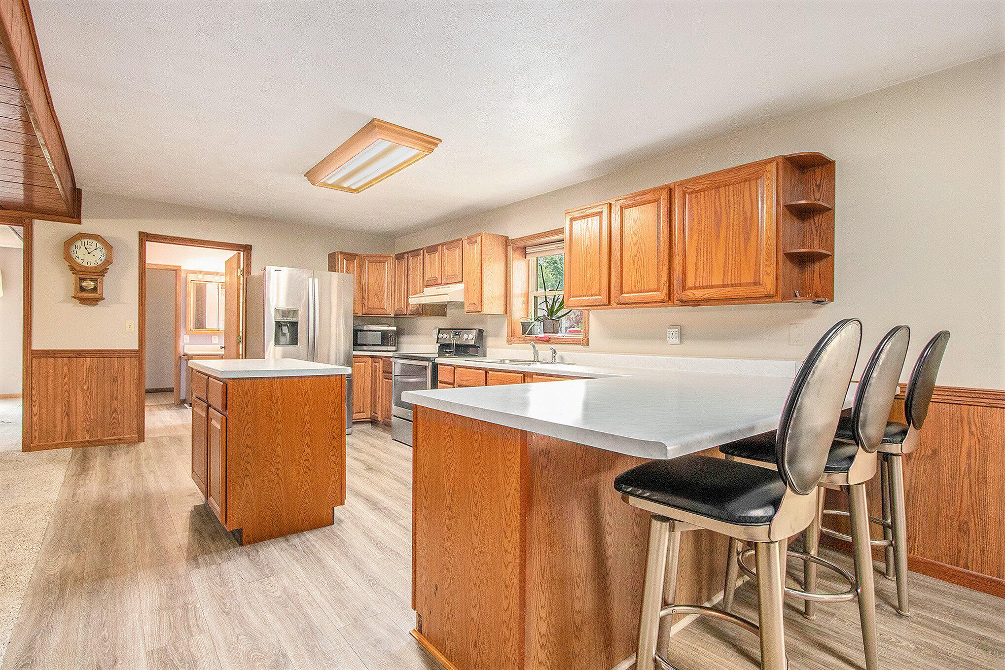 Niles, Michigan, 49120, United States, 2 Bedrooms Bedrooms, ,2 BathroomsBathrooms,Residential,For Sale,1979115