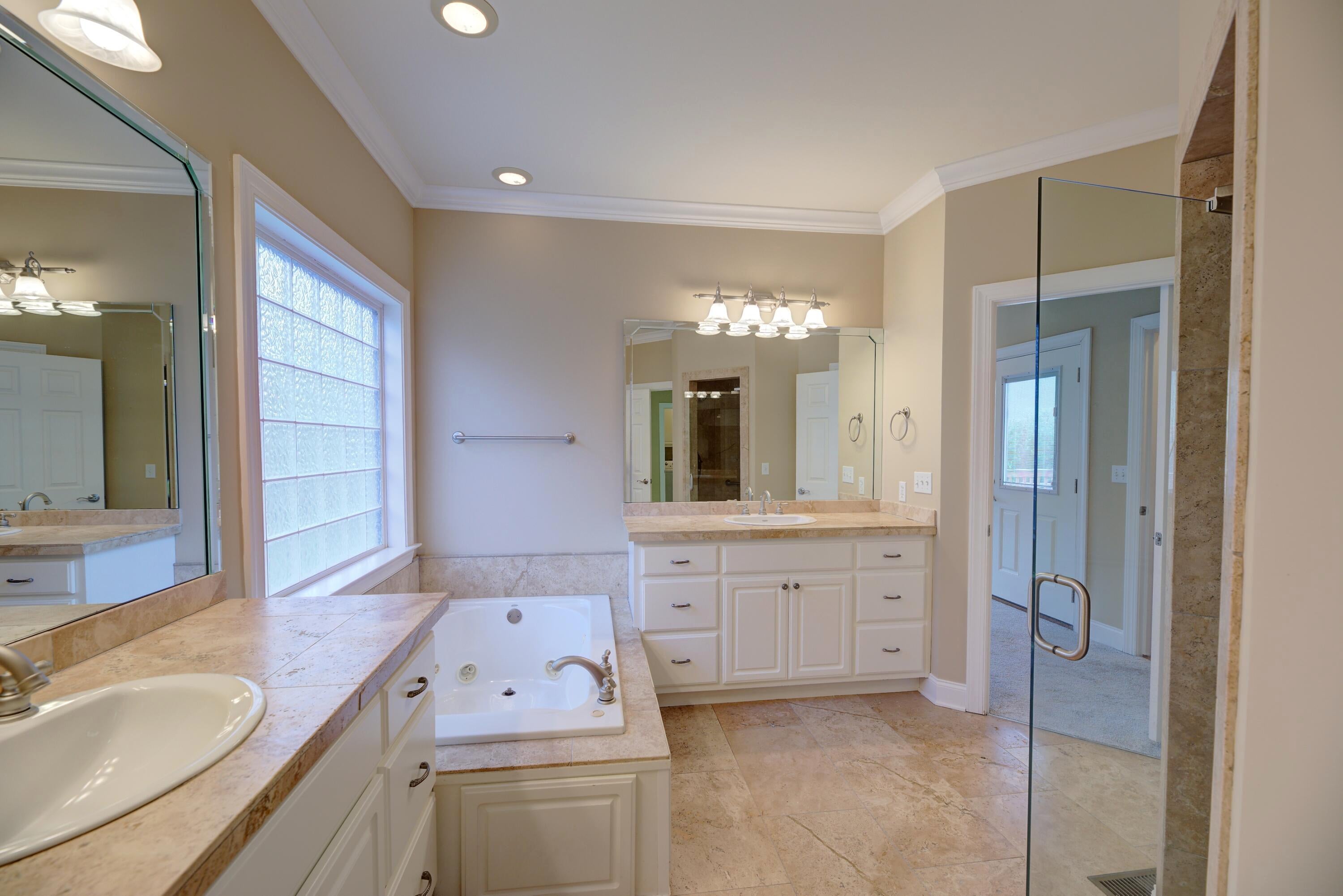 Ringgold, Georgia, 30736, United States, 3 Bedrooms Bedrooms, ,3 BathroomsBathrooms,Residential,For Sale,1918038
