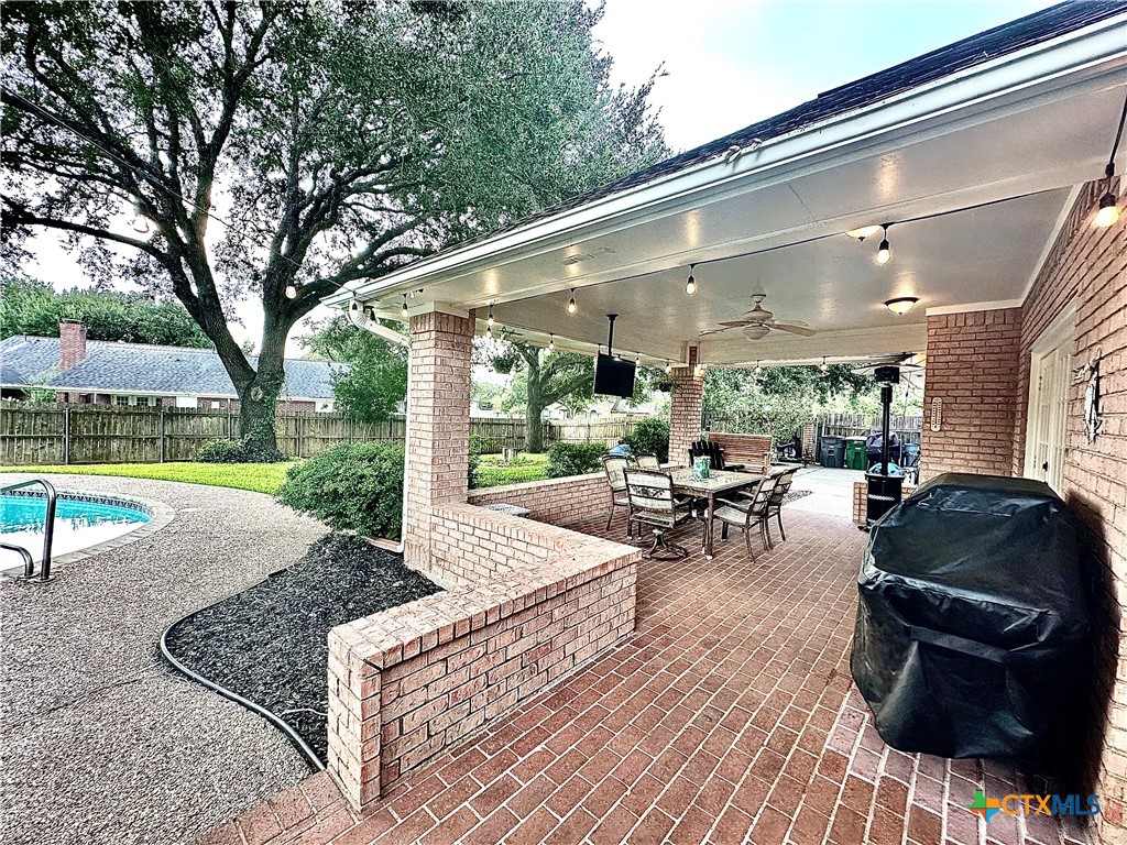 Victoria, Texas, 77904, United States, 4 Bedrooms Bedrooms, ,4 BathroomsBathrooms,Residential,For Sale,1942262