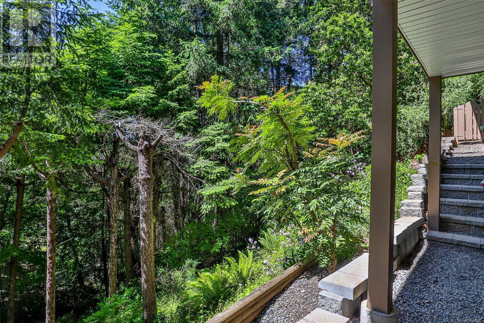 DUNCAN, British Columbia, V9L 5S6, CA, 4 Bedrooms Bedrooms, ,2 BathroomsBathrooms,Residential,For Sale,1873996