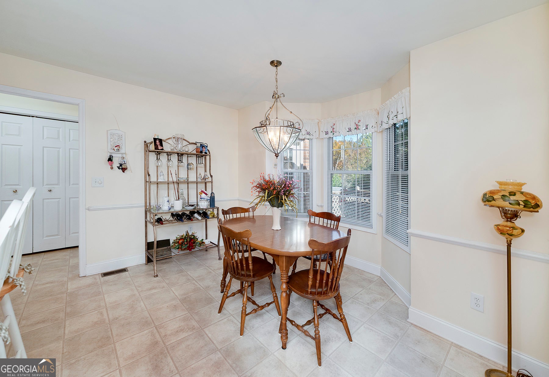 Hampton, Georgia, 30228, United States, 4 Bedrooms Bedrooms, ,3 BathroomsBathrooms,Residential,For Sale,1986841