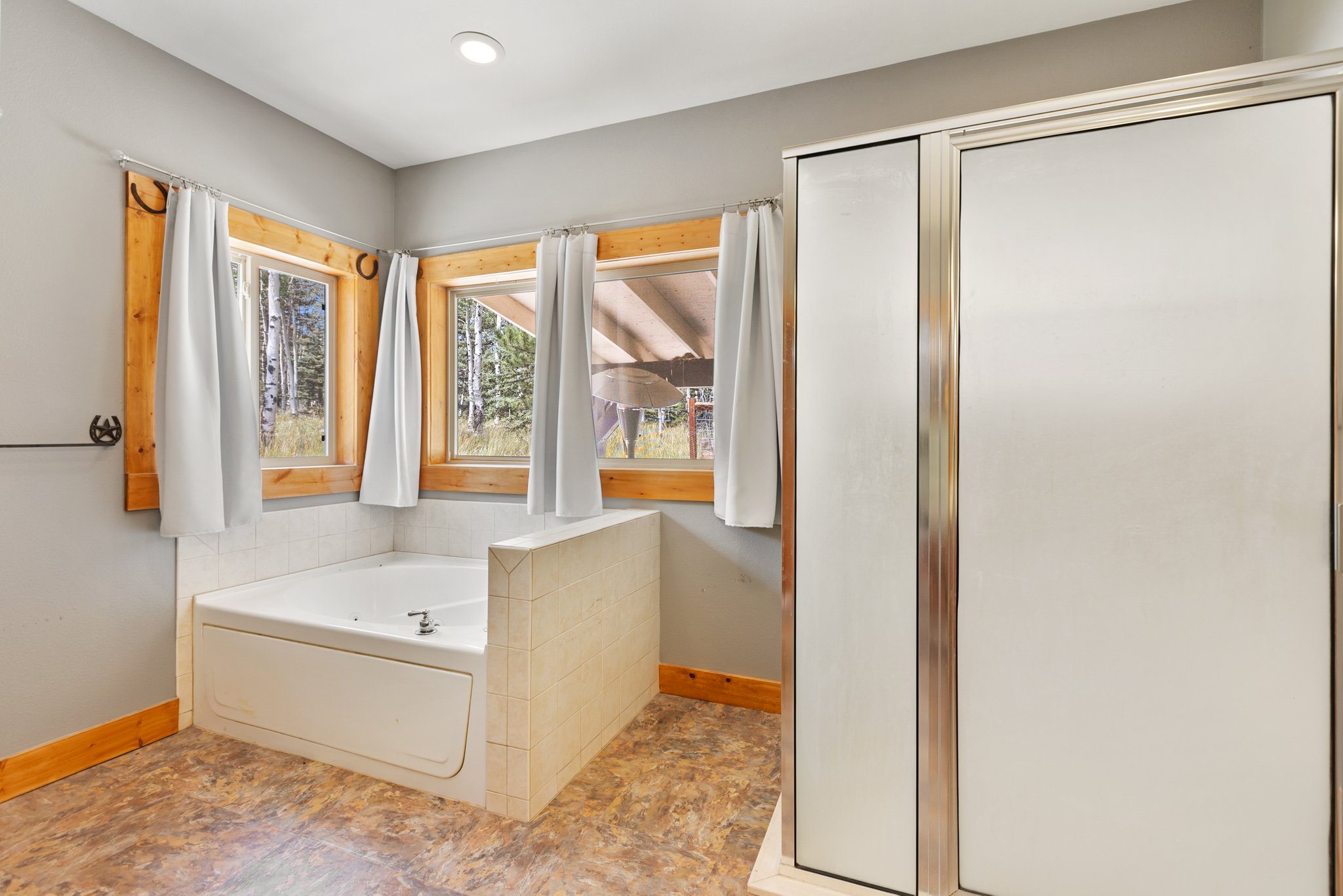 Divide, Colorado, 80814, United States, 3 Bedrooms Bedrooms, ,2 BathroomsBathrooms,Residential,For Sale,1918151