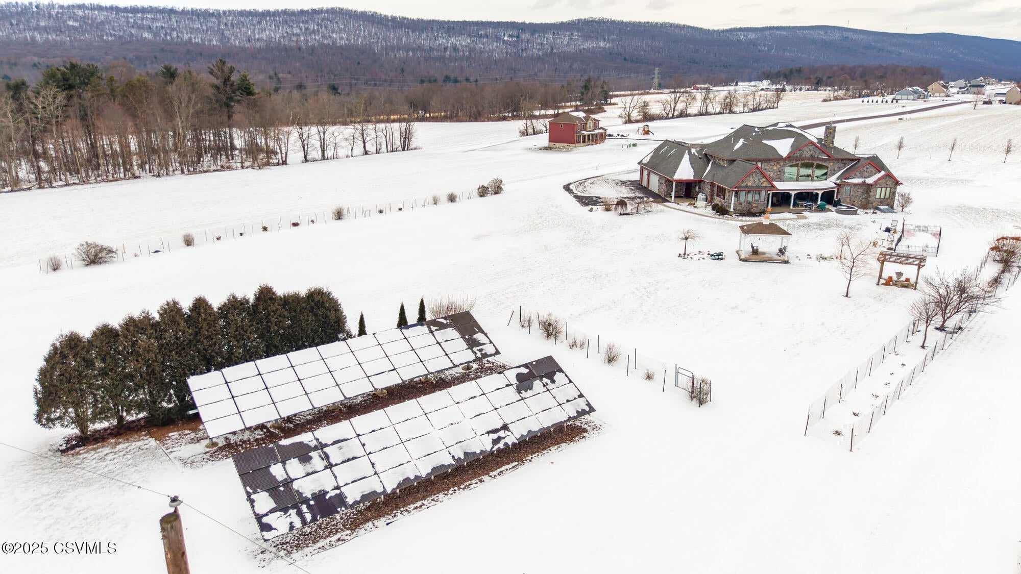 Berwick, Pennsylvania, 18603, United States, 4 Bedrooms Bedrooms, ,3 BathroomsBathrooms,Residential,For Sale,2005736