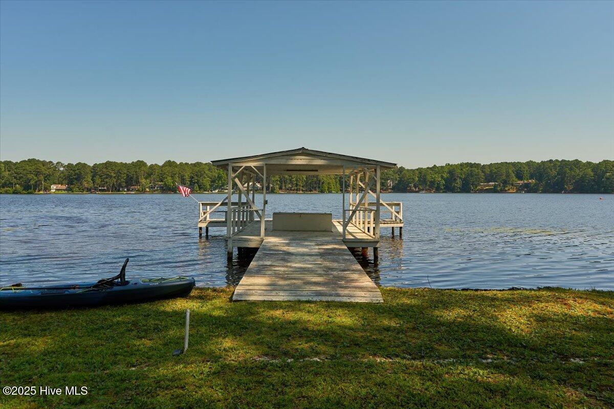 Whispering Pines, North Carolina, 28327, United States, 2 Bedrooms Bedrooms, ,2 BathroomsBathrooms,Residential,For Sale,1997179