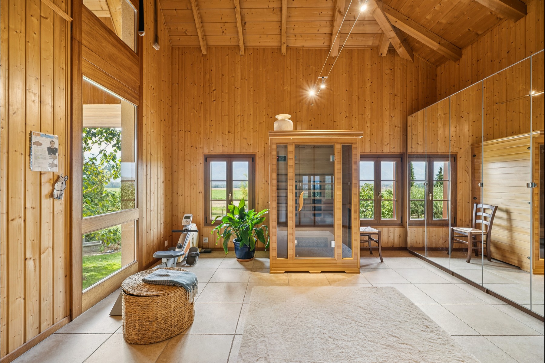  An authentic, charming home in the heart of an estate spanning more than 7,500 m - 物件實景