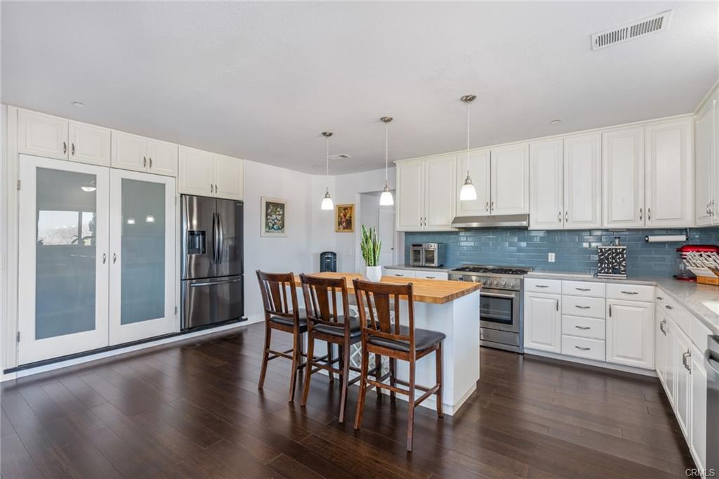 Redlands, California, 92373, United States, 4 Bedrooms Bedrooms, ,3 BathroomsBathrooms,Residential,For Sale,1824077
