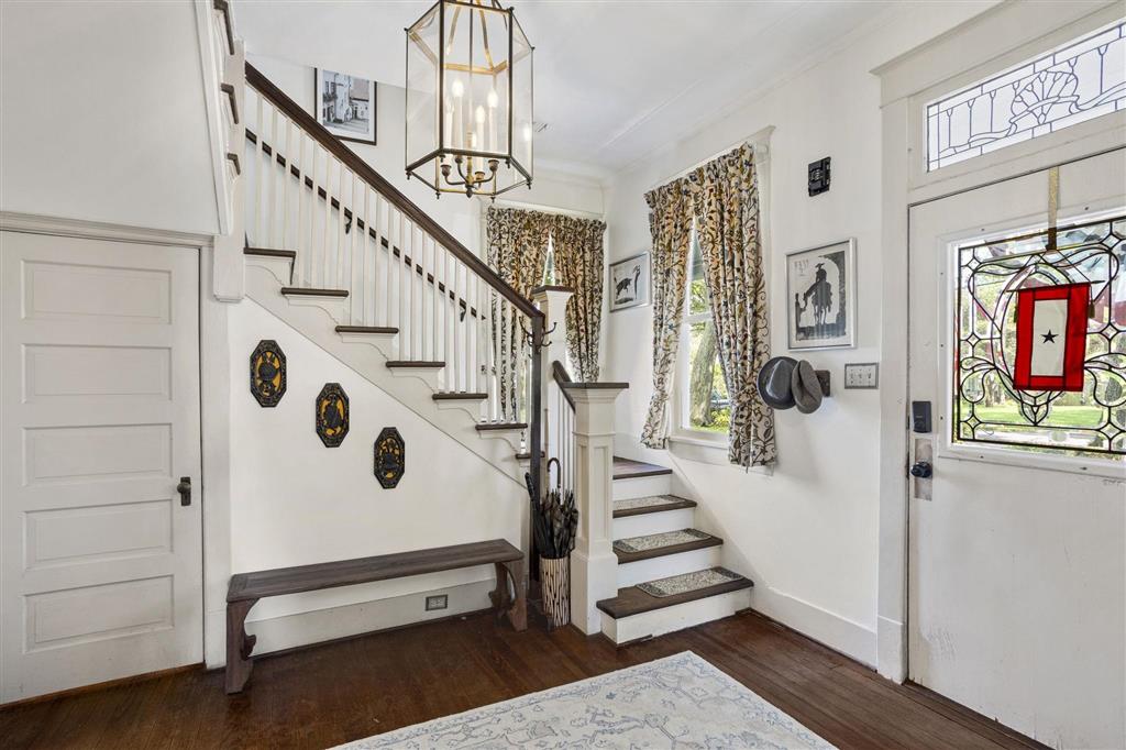 Lake Charles, Louisiana, 70601, United States, 4 Bedrooms Bedrooms, ,4 BathroomsBathrooms,Residential,For Sale,1977603