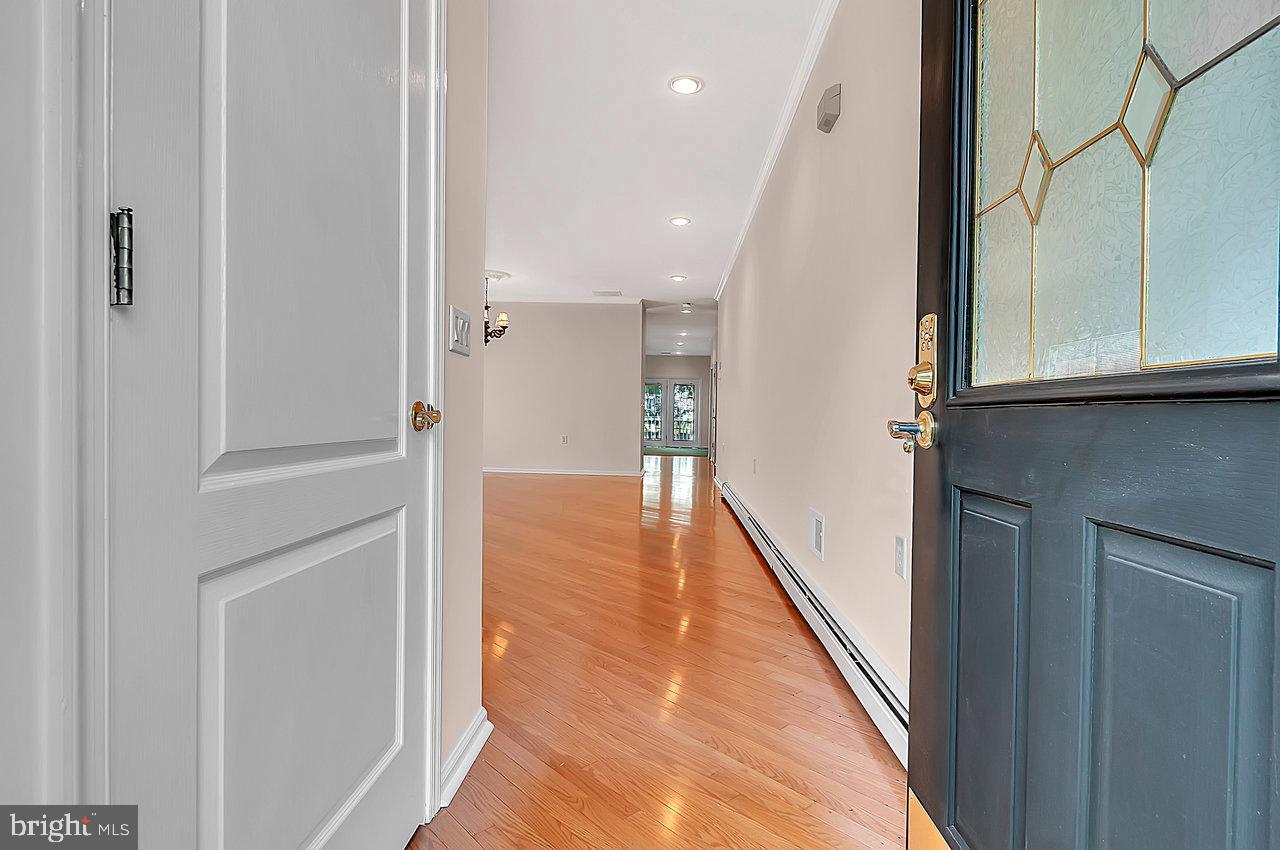 West Windsor, New Jersey, 08550, United States, 2 Bedrooms Bedrooms, ,2 BathroomsBathrooms,Residential,For Sale,1906762