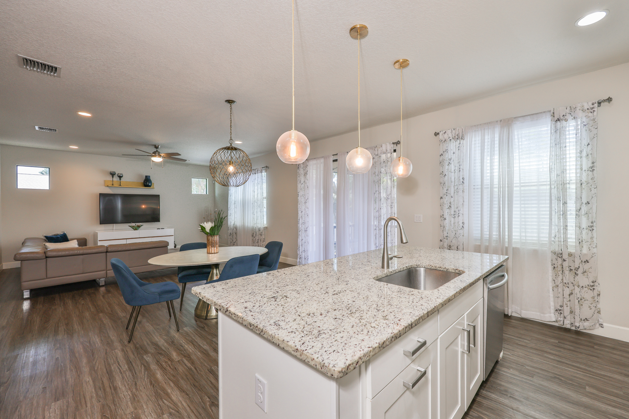 Tampa, Florida, 33616, United States, 4 Bedrooms Bedrooms, ,3 BathroomsBathrooms,Residential,For Sale,1920759