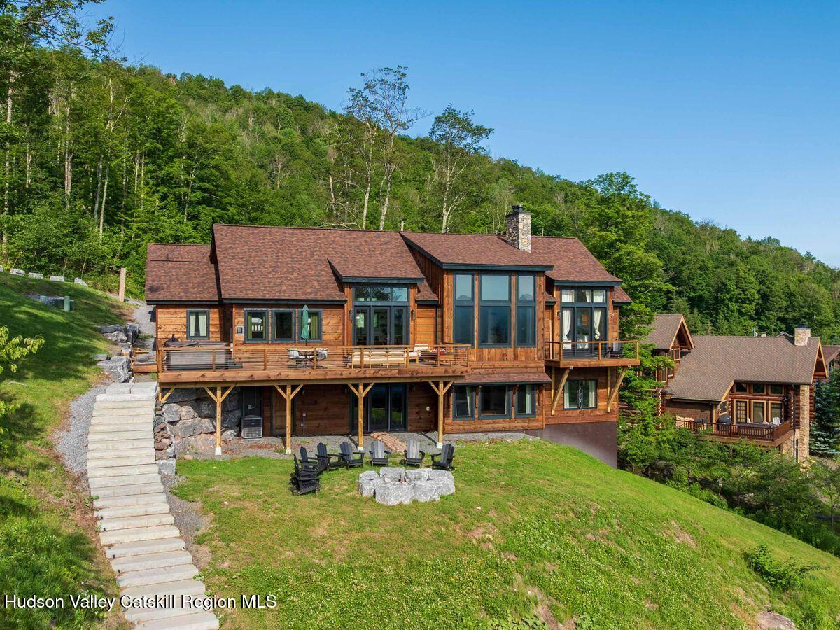 Windham, New York, 12496, United States, 6 Bedrooms Bedrooms, ,5 BathroomsBathrooms,Residential,For Sale,1905986