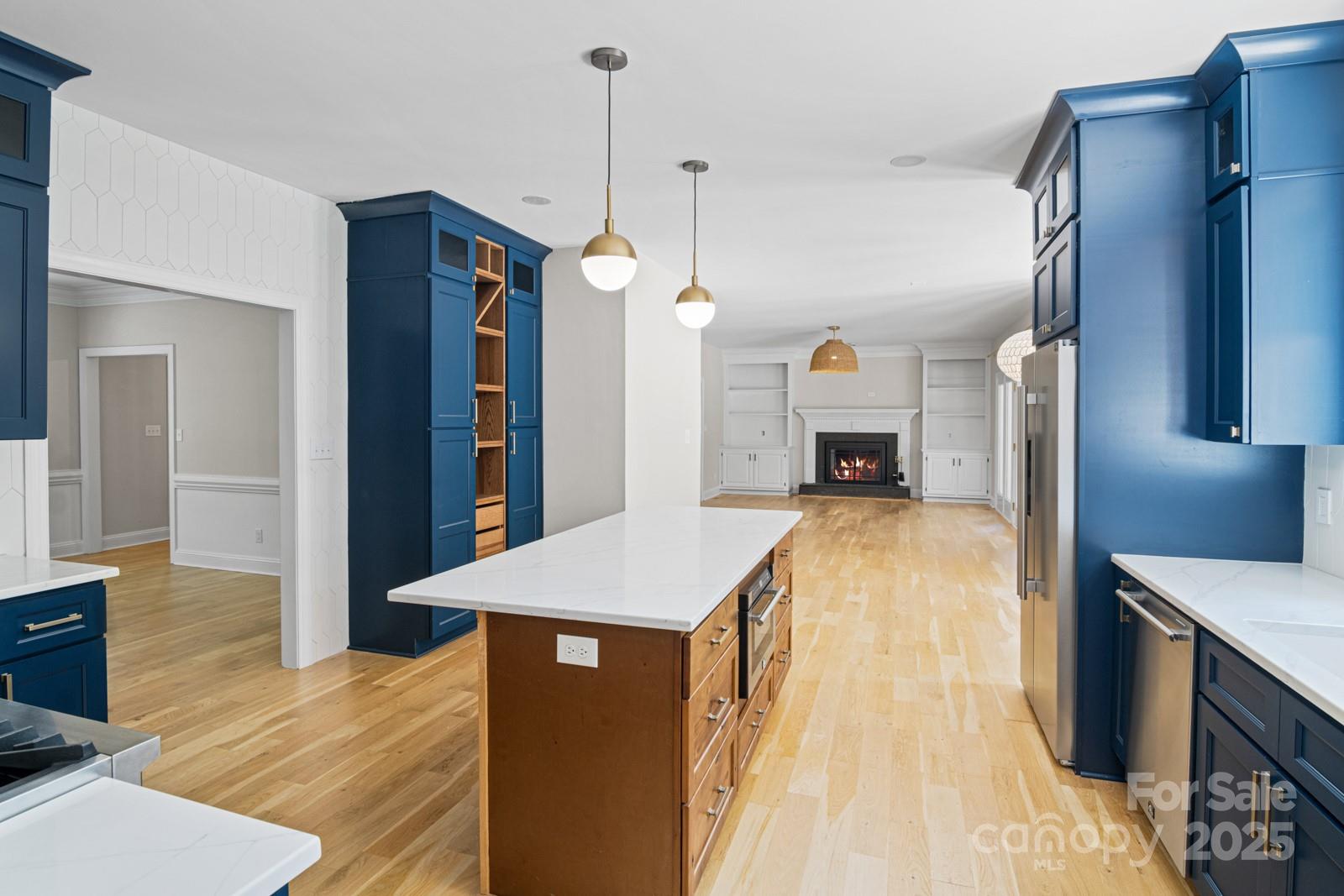 Matthews, North Carolina, 28104, United States, 4 Bedrooms Bedrooms, ,3 BathroomsBathrooms,Residential,For Sale,1876252
