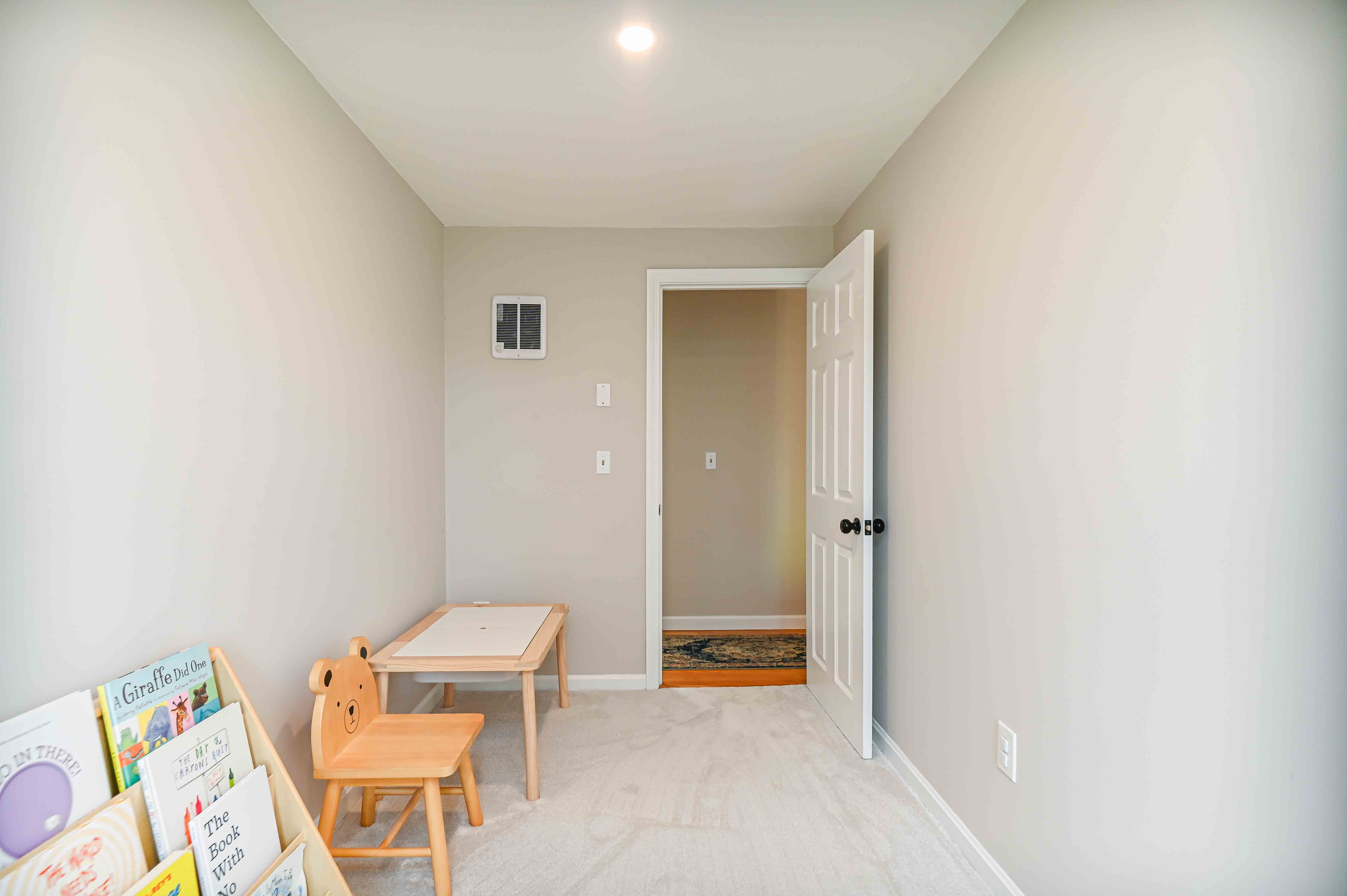 York, Maine, 03909, United States, 3 Bedrooms Bedrooms, ,3 BathroomsBathrooms,Residential,For Sale,1856750