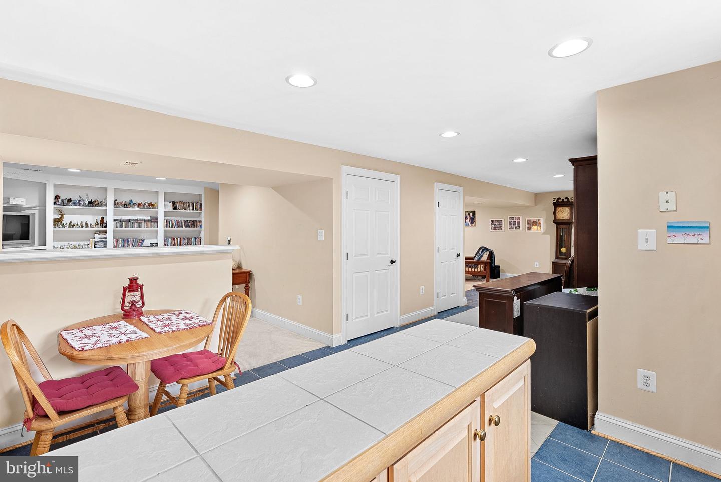 Waterford, Virginia, 20197, United States, 5 Bedrooms Bedrooms, ,4 BathroomsBathrooms,Residential,For Sale,1940957