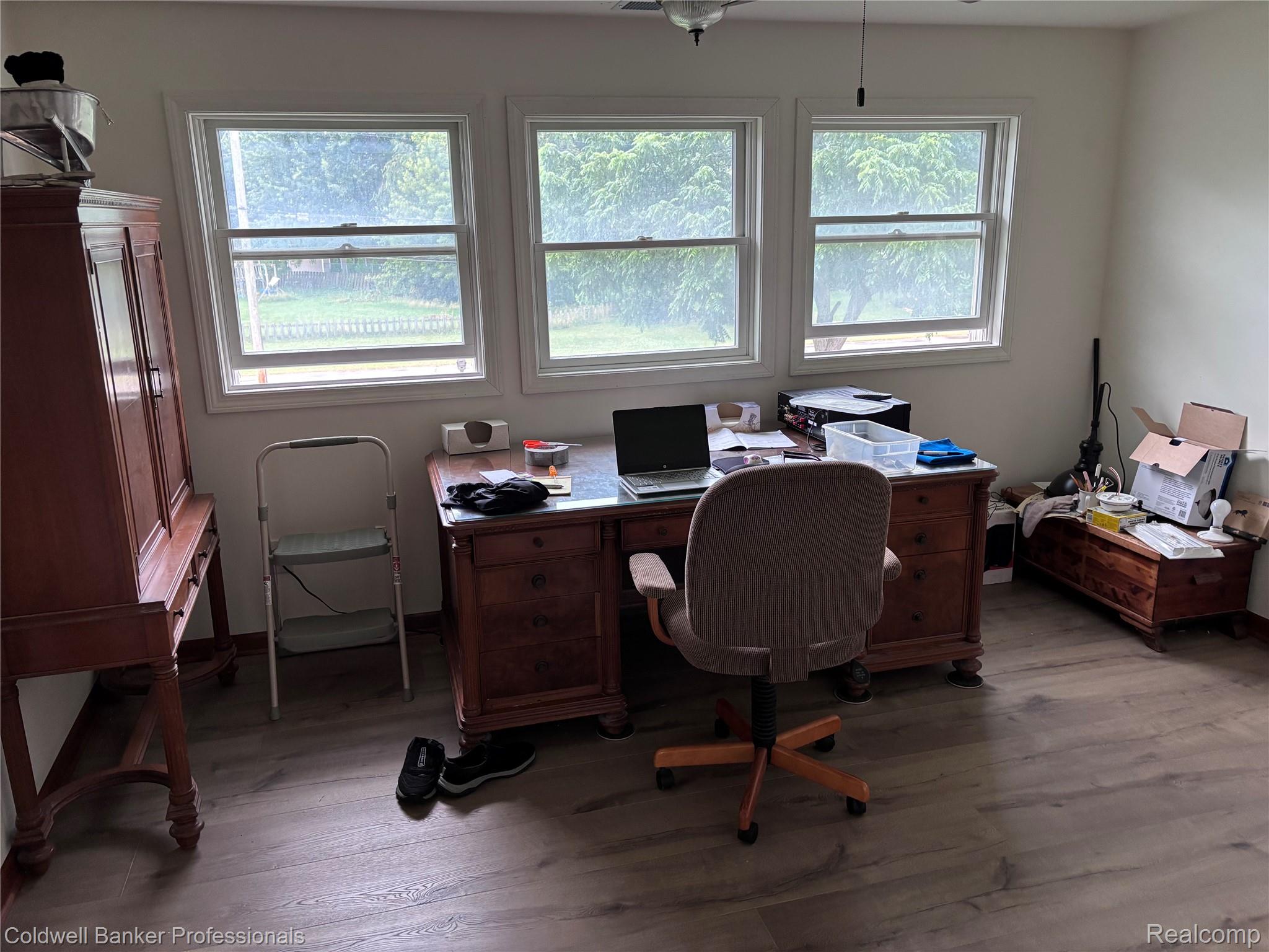 HarrisonTownship, Michigan, 48045, United States, 4 Bedrooms Bedrooms, ,3 BathroomsBathrooms,Residential,For Sale,1896563