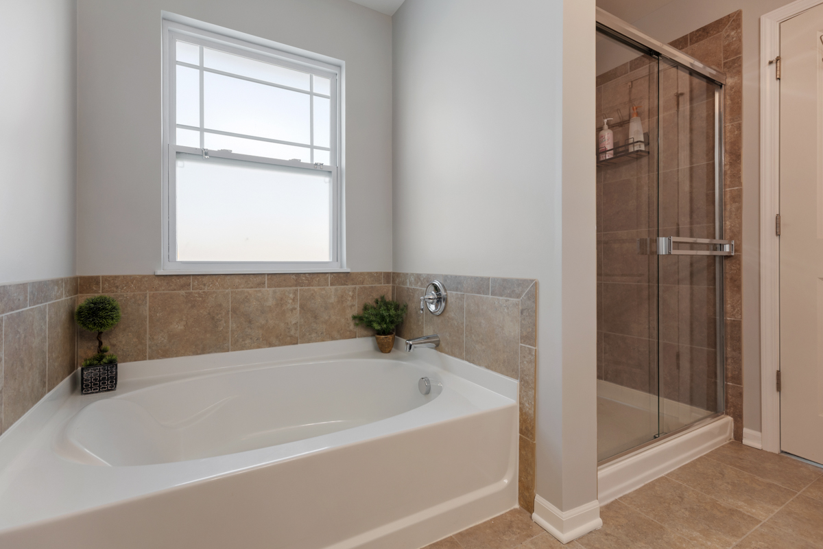 Elburn, Illinois, 60119, United States, 5 Bedrooms Bedrooms, ,4 BathroomsBathrooms,Residential,For Sale,1992402