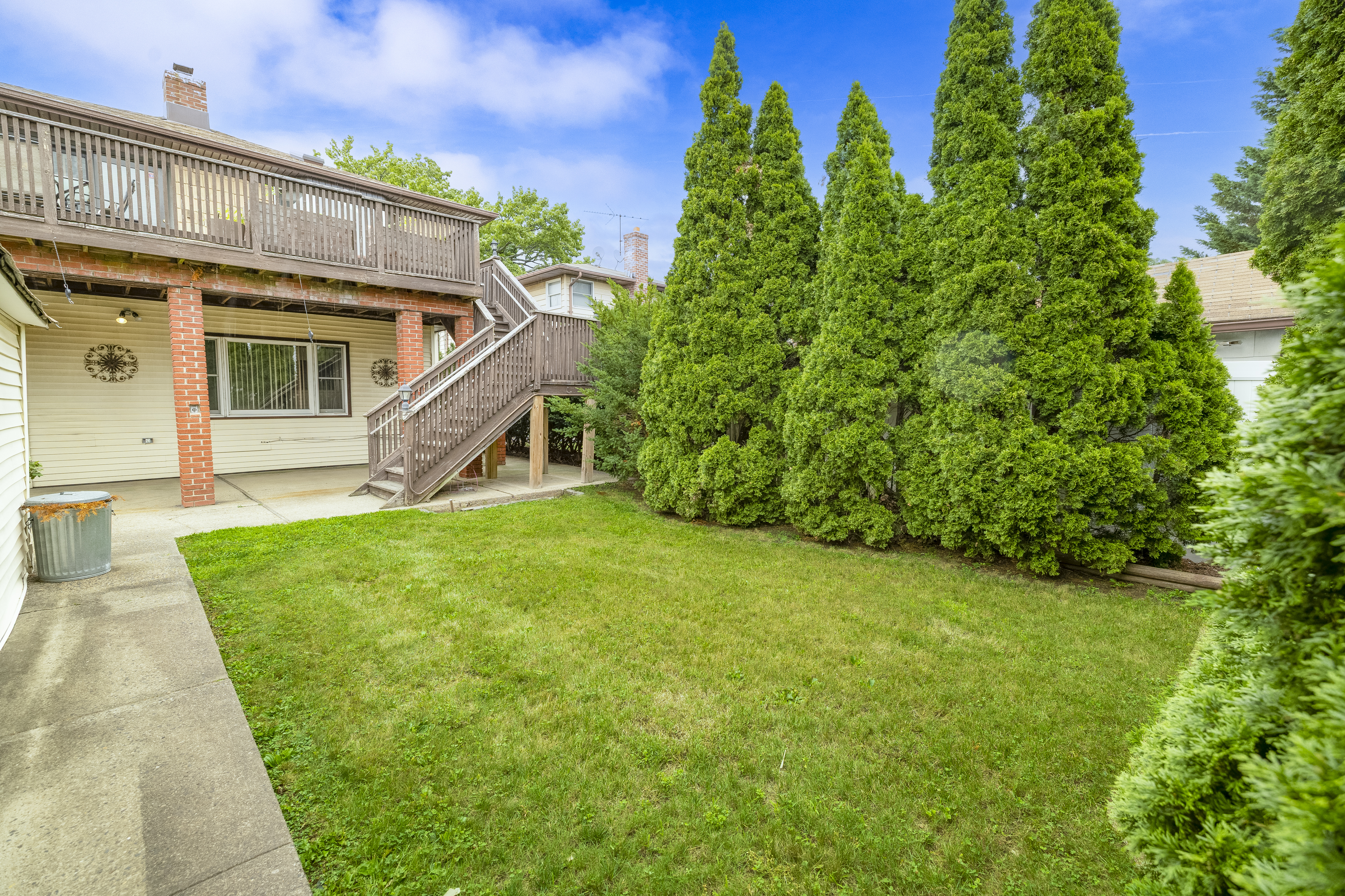  49 Roosevelt Court, Westbury, NY, 11590 - 物件實景