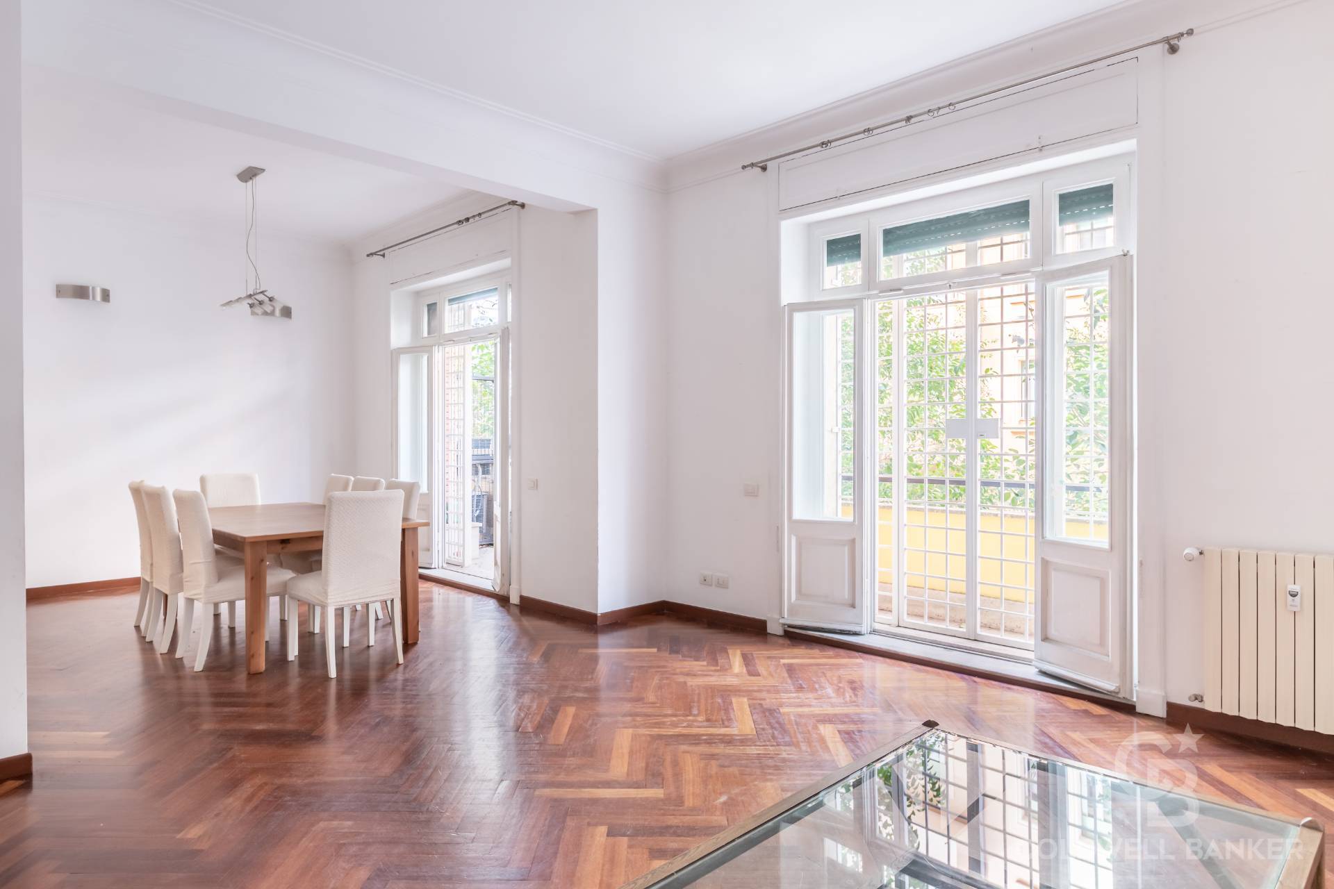 Roma, Roma, 00100, IT, 2 Bedrooms Bedrooms, ,2 BathroomsBathrooms,Residential,For Sale,1803956
