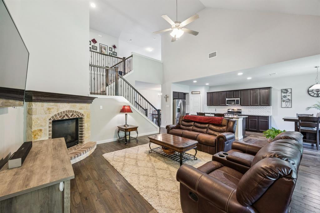 Wylie, Texas, 75098, United States, 5 Bedrooms Bedrooms, ,3 BathroomsBathrooms,Residential,For Sale,1957261