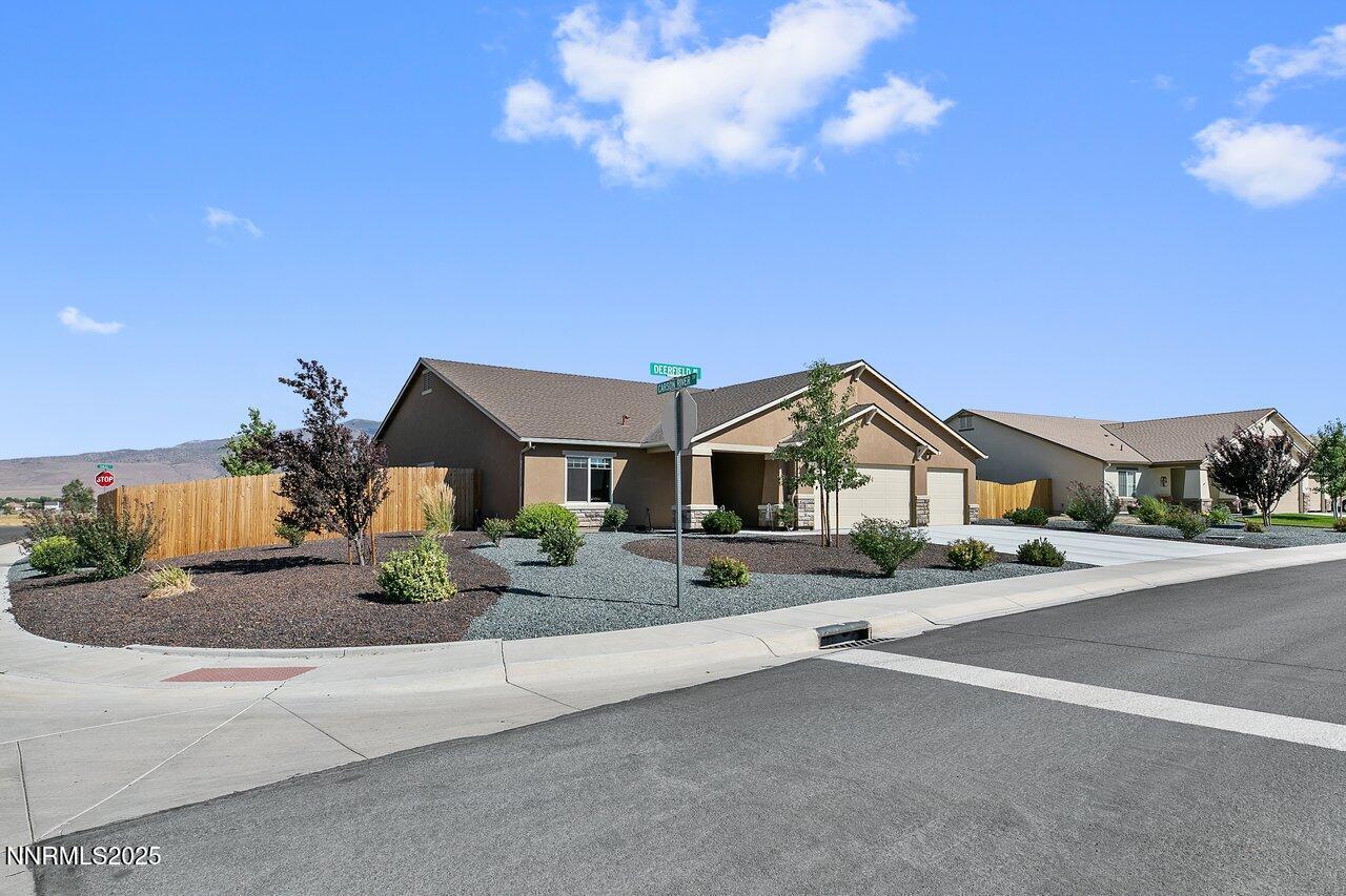 Dayton, Nevada, 89403, United States, 4 Bedrooms Bedrooms, ,3 BathroomsBathrooms,Residential,For Sale,1918267