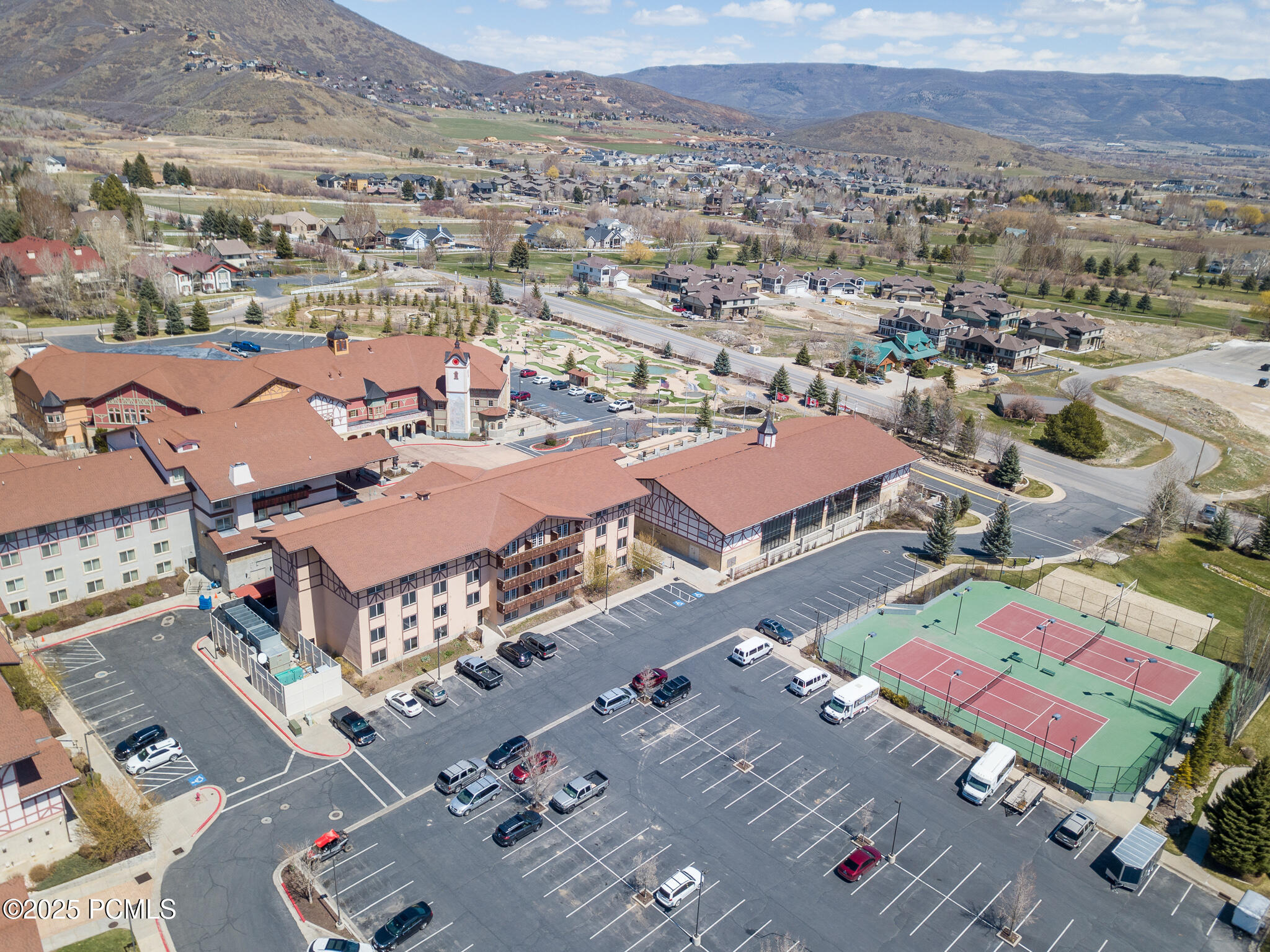 Midway, Utah, 84049, United States, 3 Bedrooms Bedrooms, ,3 BathroomsBathrooms,Residential,For Sale,1826612