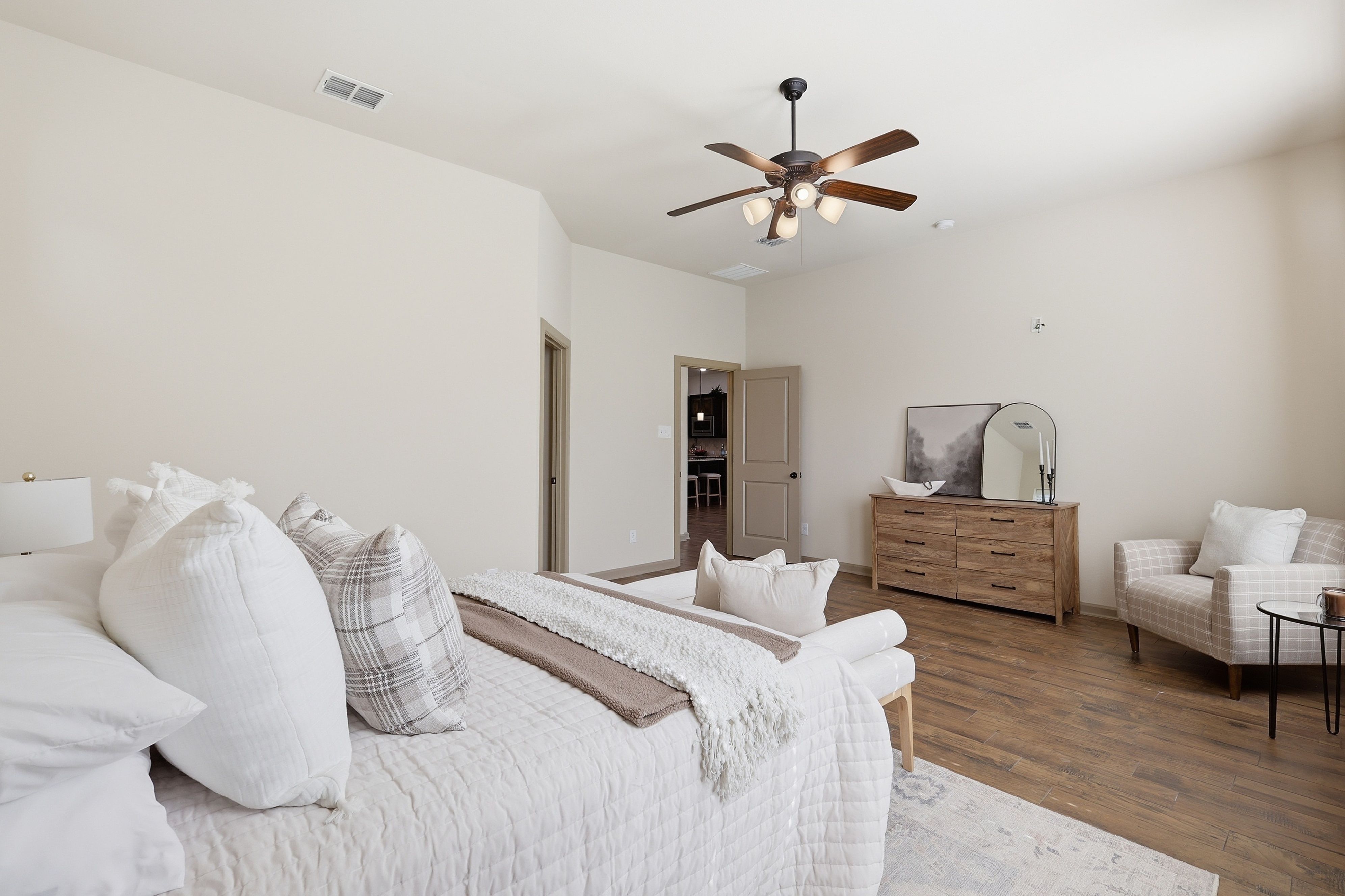  Harvest Living With Fresh Updates and Flexible Spaces - 物件實景